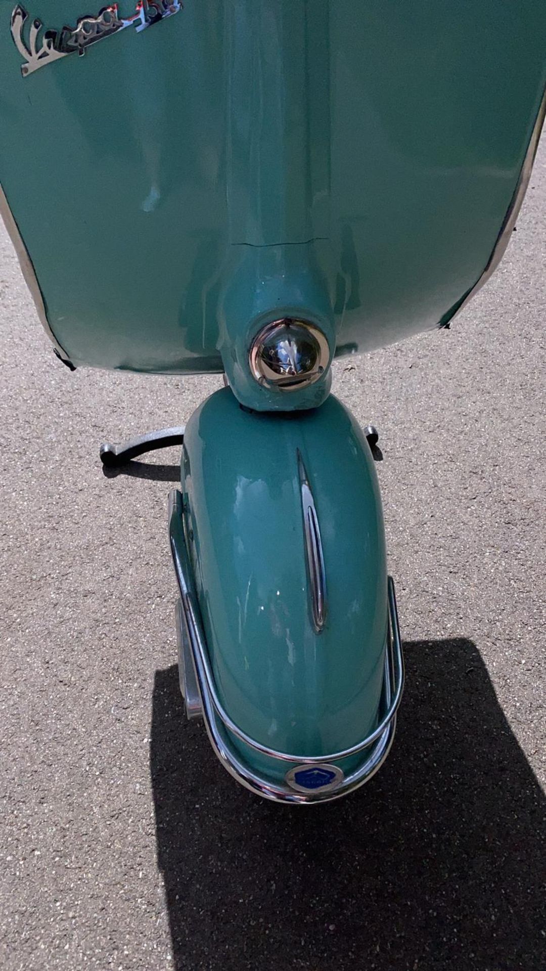 PIAGGIO VESPA 150 FRONT LIGHT ON A 3 PIN PLUG THROUGH THE HEADLIGHT *NO VAT* - Image 6 of 8