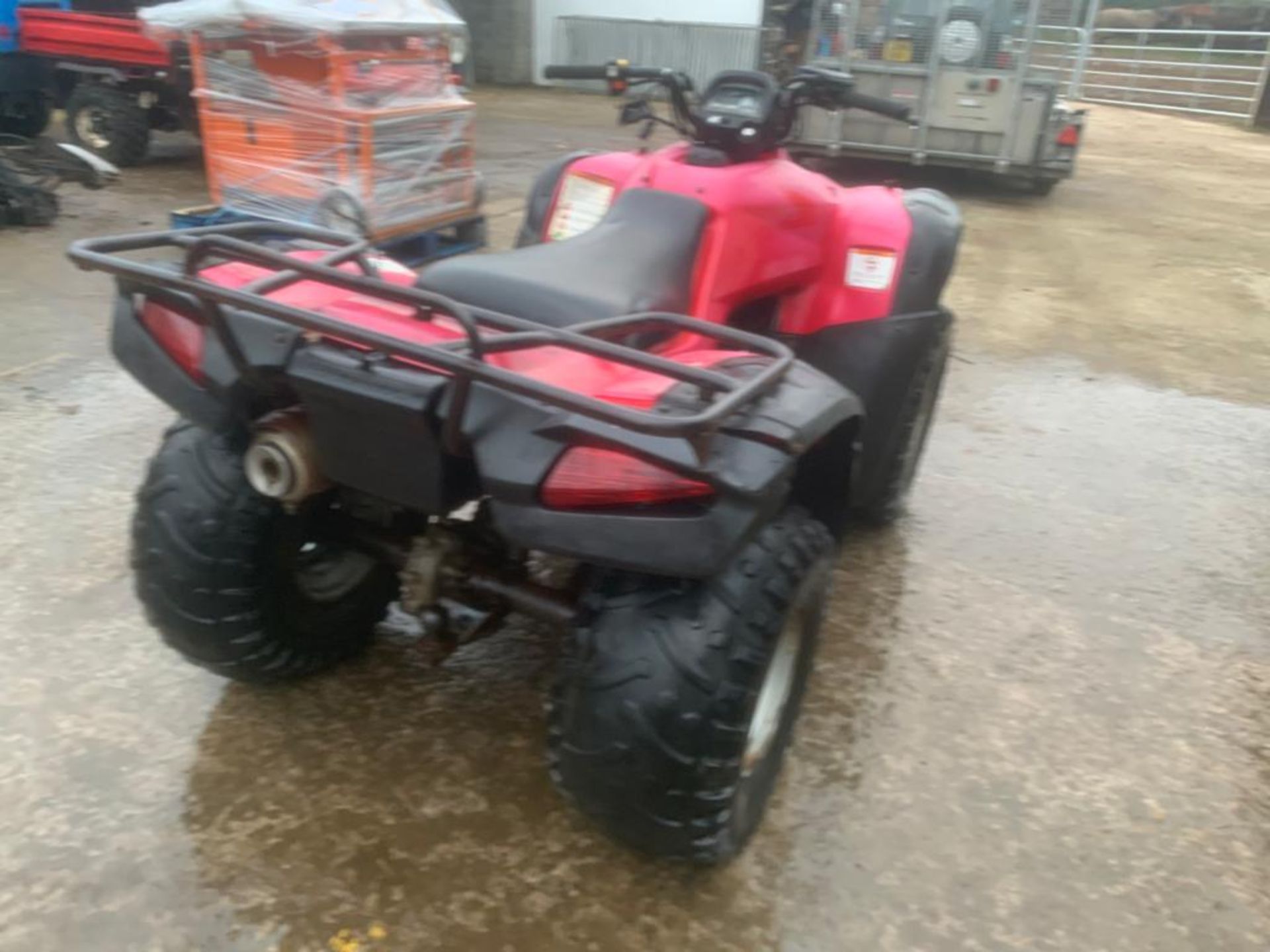 HONDA 350 PETROL QUAD BIKE, SOLD AS SEEN - UNTESTED *PLUS VAT* - Image 2 of 6