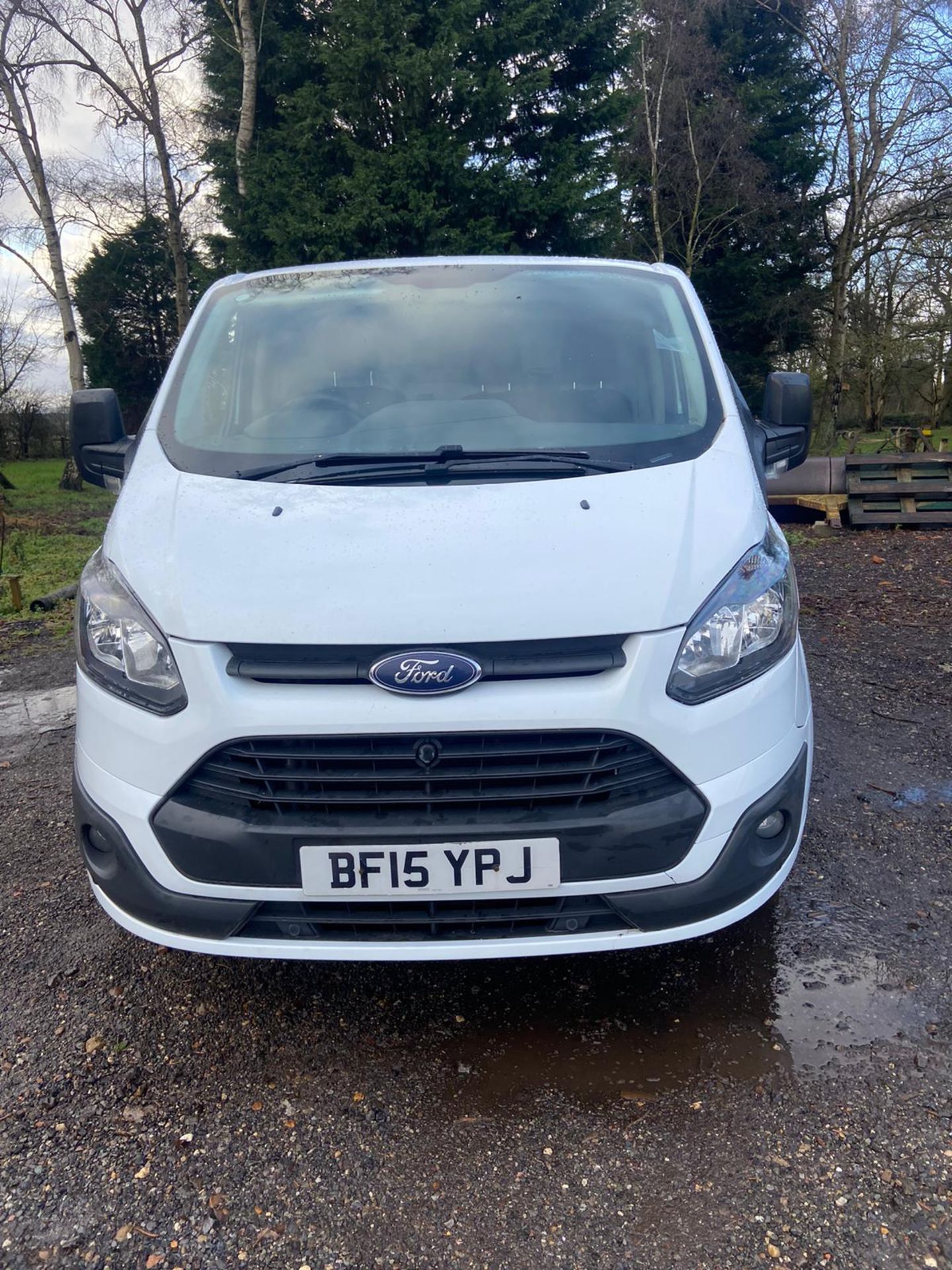 2015/15 REG FORD TRANSIT CUSTOM 290 ECO-TECH 2.2 DIESEL WHITE PANEL VAN, SHOWING 0 FORMER KEEPERS - Image 2 of 10