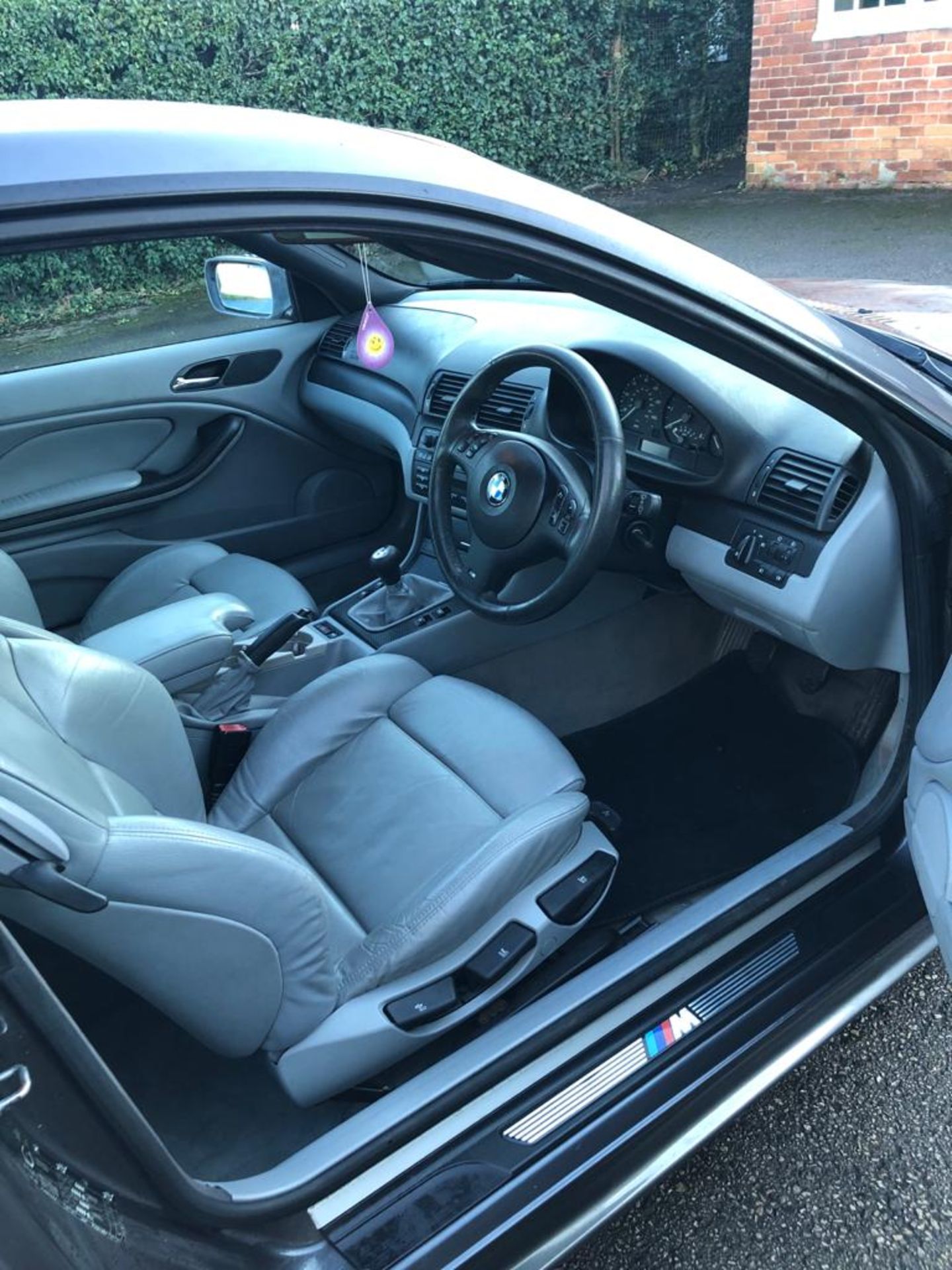 2005/55 REG BMW 320 CD SPORT 2.0 DIESEL GREY COUPE, SHOWING 5 FORMER KEEPERS *NO VAT* - Image 8 of 9