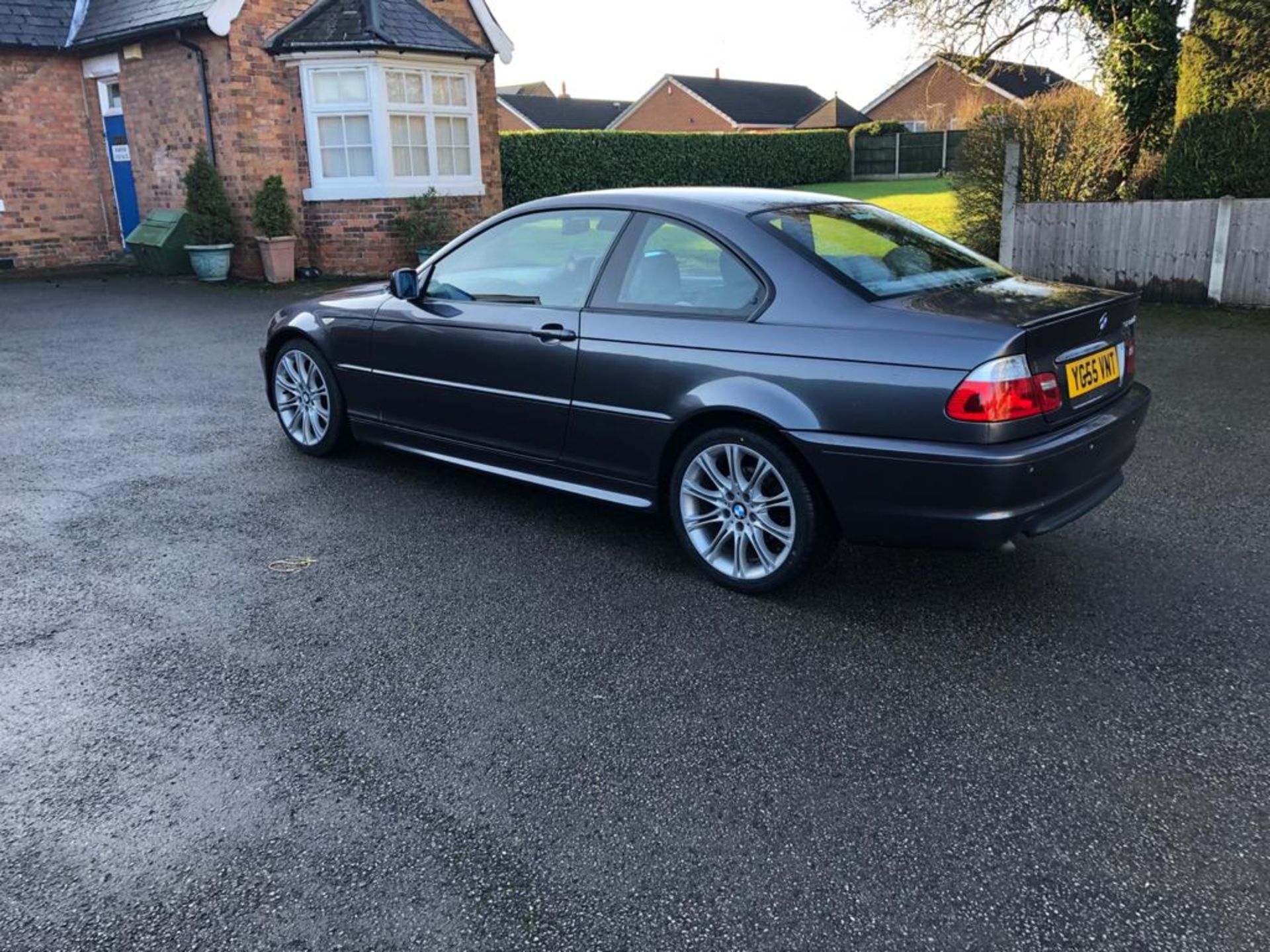 2005/55 REG BMW 320 CD SPORT 2.0 DIESEL GREY COUPE, SHOWING 5 FORMER KEEPERS *NO VAT* - Image 3 of 9