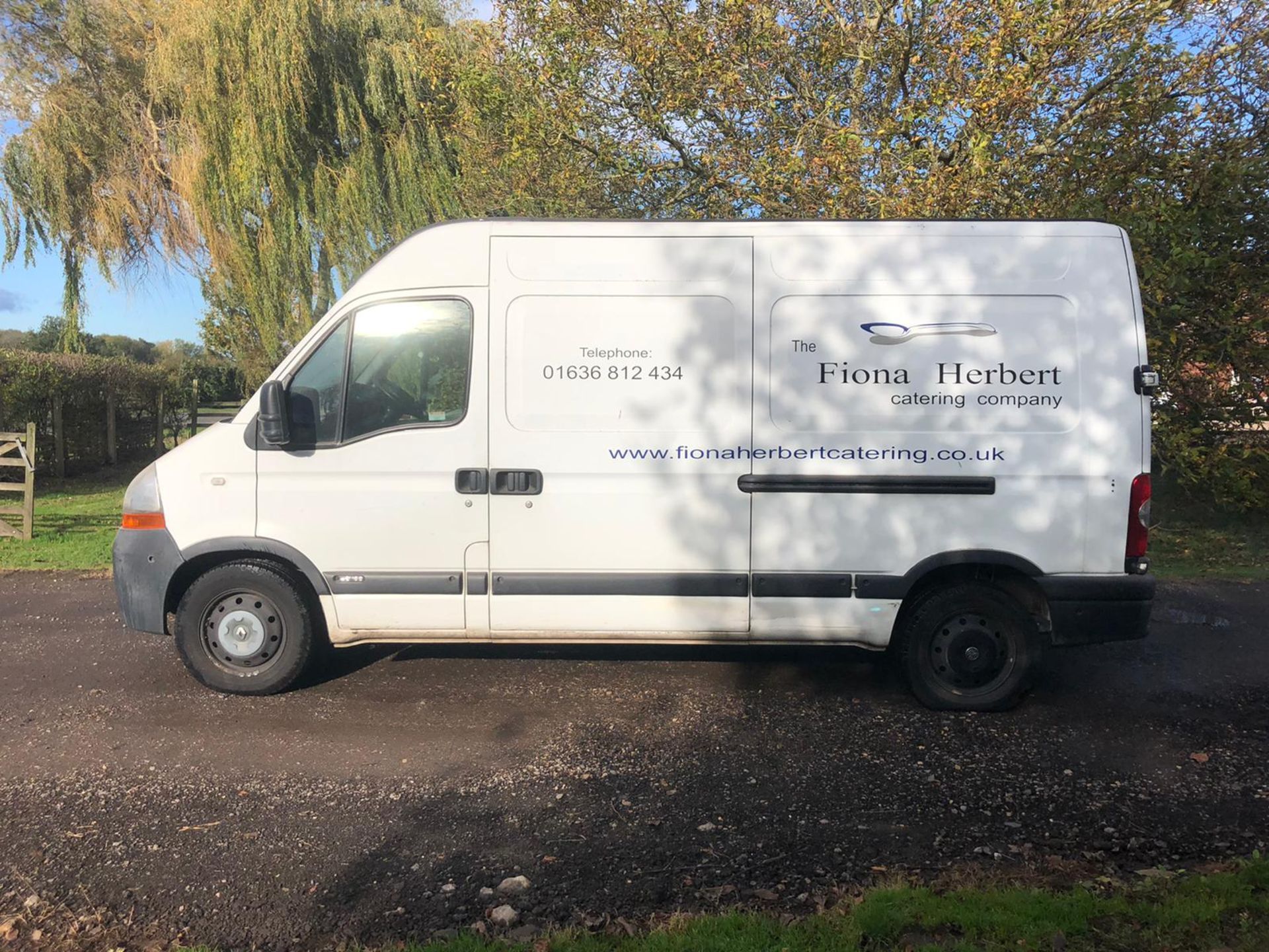 2005/05 REG RENAULT MASTER MM35 DCI 100 MWB 2.5 DIESEL WHITE VAN, SHOWING 1 FORMER KEEPER *NO VAT* - Image 7 of 9