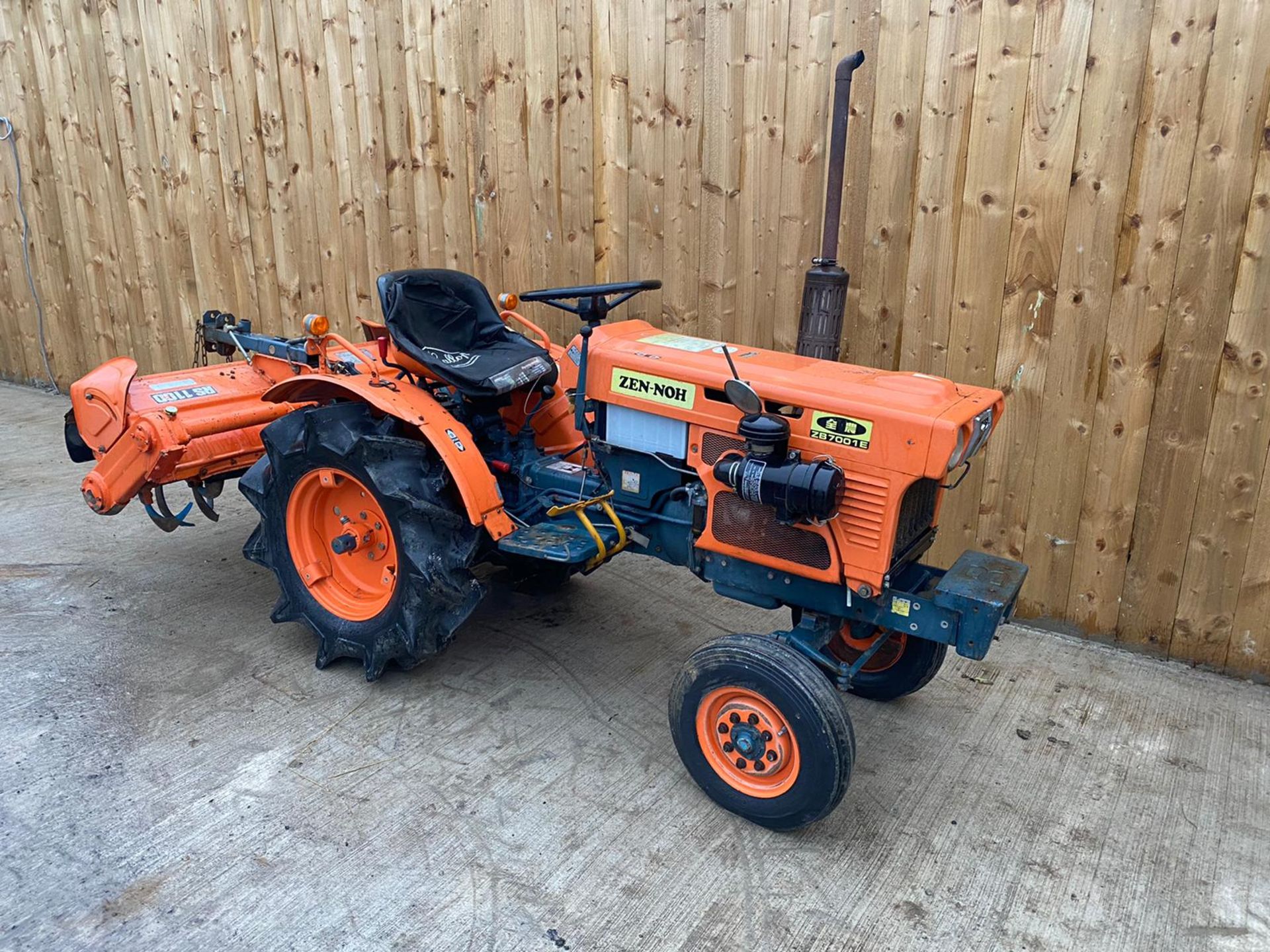 Kubota B7001E Compact tractor & Rotavator *PLUS VAT* - Image 3 of 7