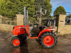 KUBOTA B2420 COMPACT TRACTOR, RUNS AND DRIVES, CLEAN MACHINE, CANOPY, LOW 2150 HOURS *PLUS VAT*