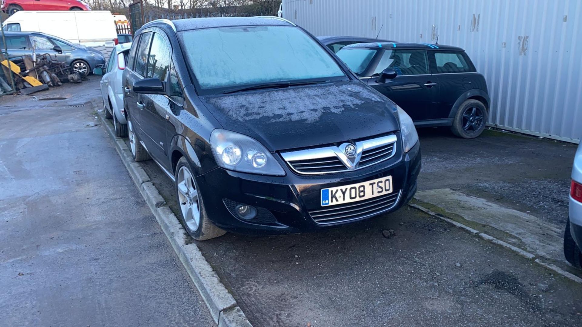 2008/08 REG VAUXHALL ZAFIRA SRI CDTI 150 1.9 DIESEL BLACK 7 SEAT MPV, SHOWING 5 FORMER KEEPERS