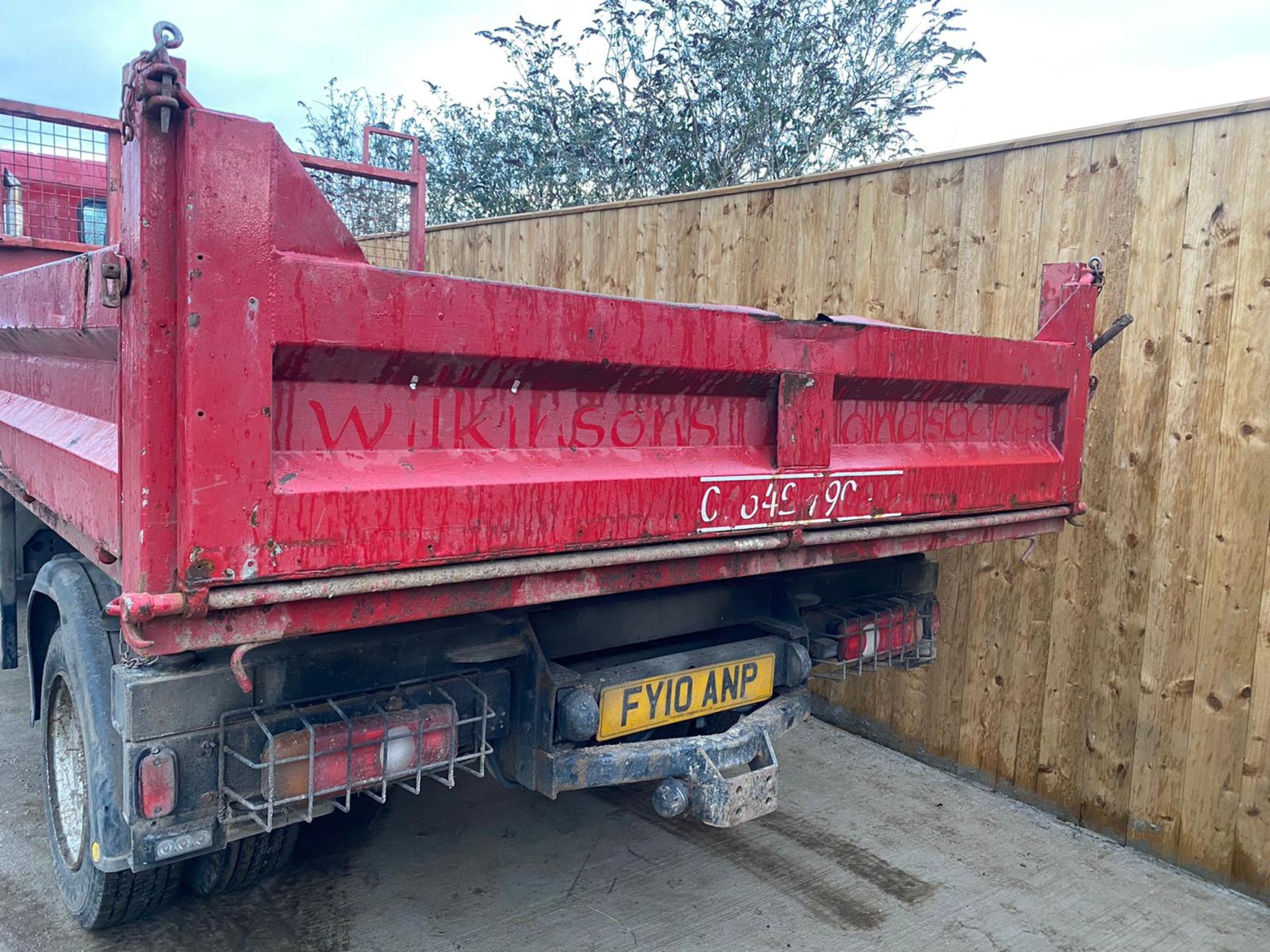 2010/10 REG MITSUBISHI CVS CANTER 75 DAY 7C18 4.9L TIPPER, SHOWING 1 FORMER KEEPER *PLUS VAT* - Image 5 of 5