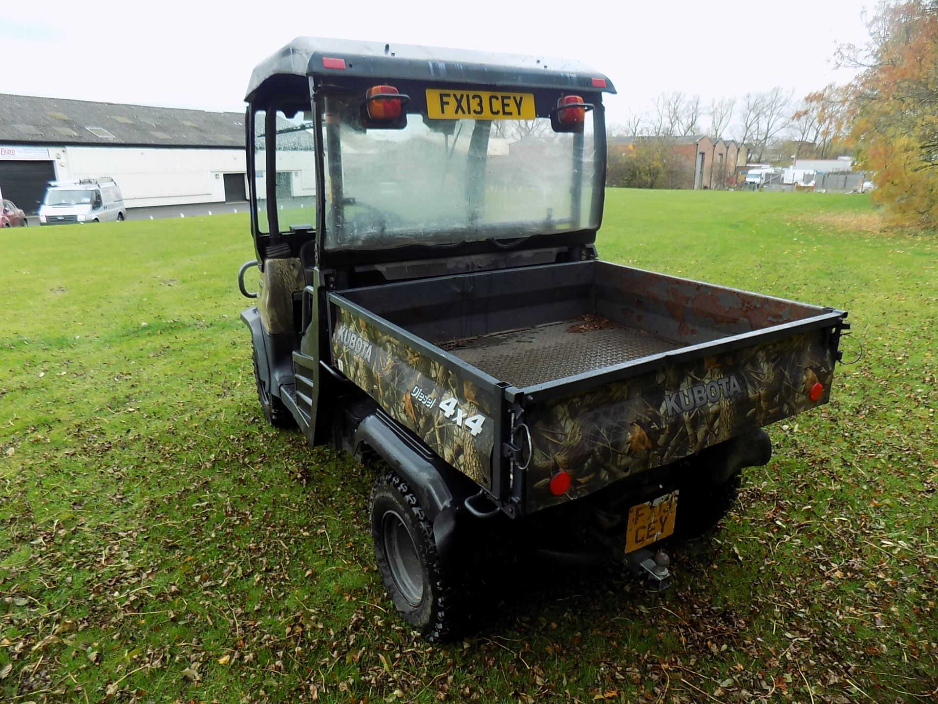 KUBOTA RTV 900, STARTS AND DRIVES, ELECTRICAL TIPPING BODY, NO LOG BOOK, CAMO, REG 2013 *PLUS VAT* - Image 3 of 11