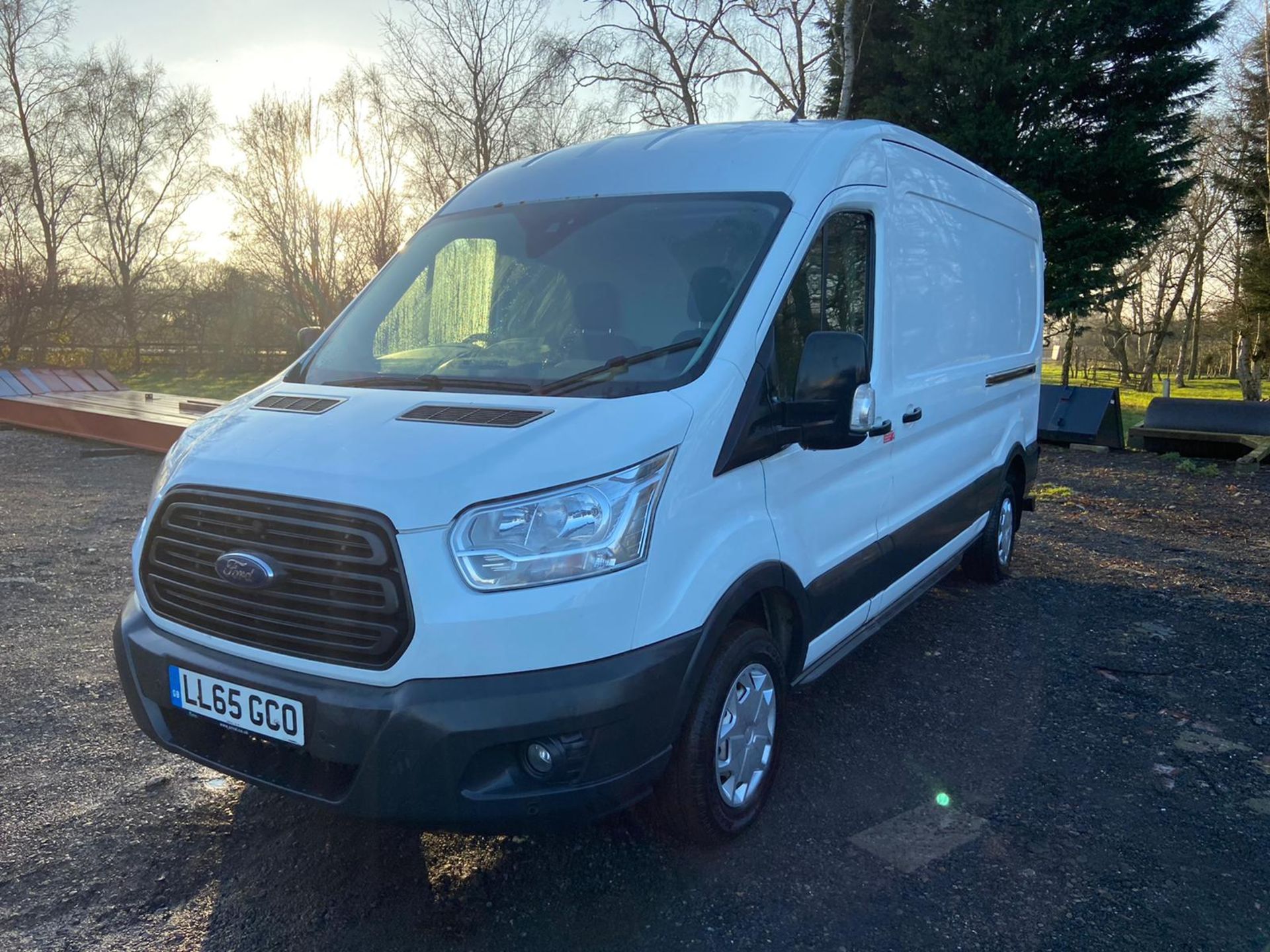 2016/65 REG FORD TRANSIT 310 2.2 DIESEL WHITE PANEL VAN, SHOWING 0 FORMER KEEPERS *PLUS VAT* - Image 3 of 14