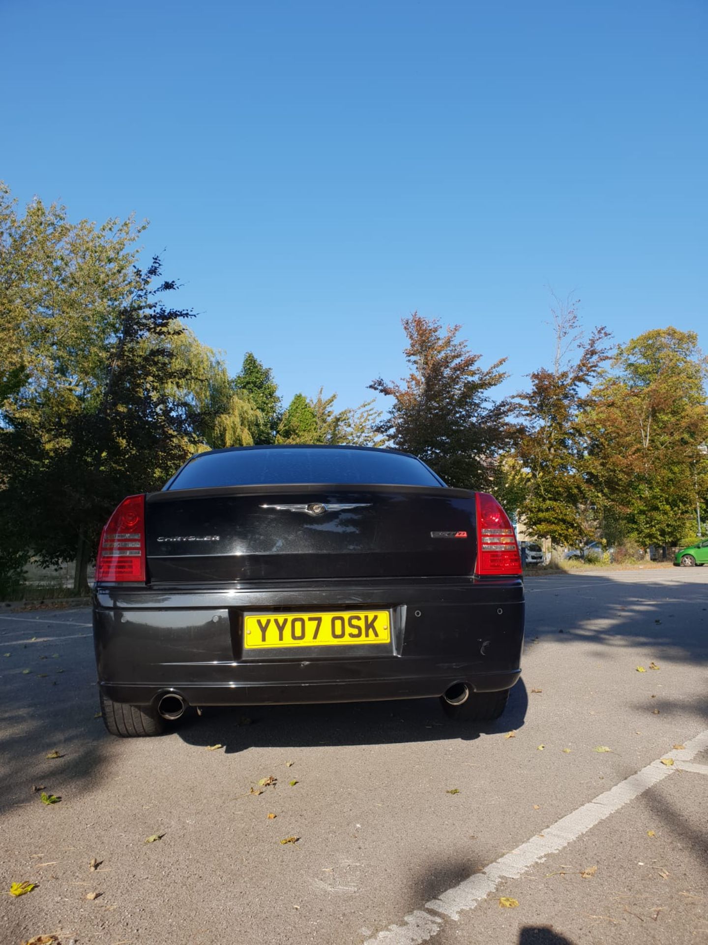 2007/07 REG CHRYSLER 300C SRT-8 AUTO 6.1L PETROL BLACK 4 DOOR SALOON *NO VAT* - Image 7 of 22