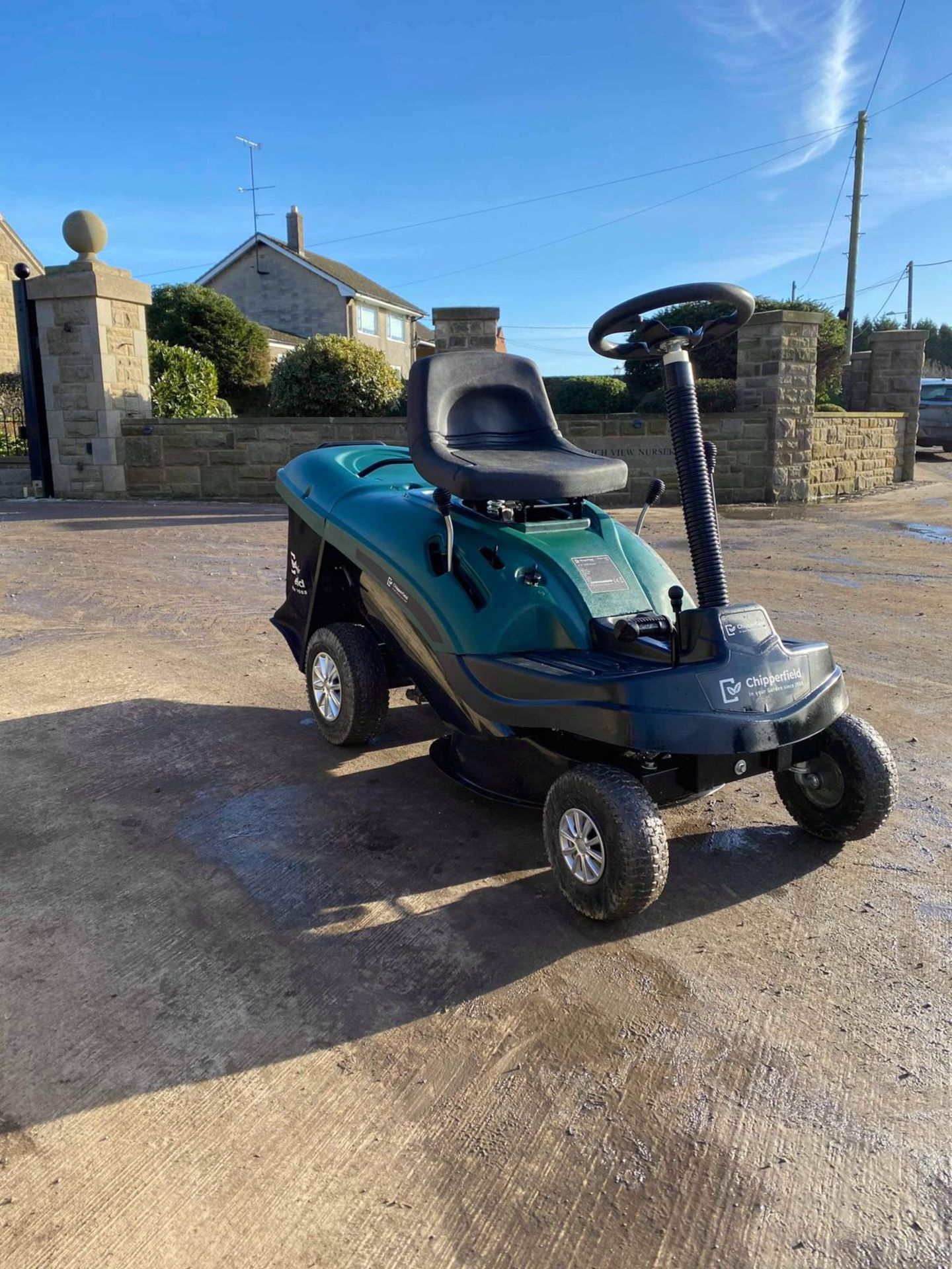 2020 CHIPPERFIELD C25-7 RIDE ON LAWN MOWER, RUNS, DRIVES AND CUTS, EX-DEMO CONDITION *NO VAT* - Image 2 of 7