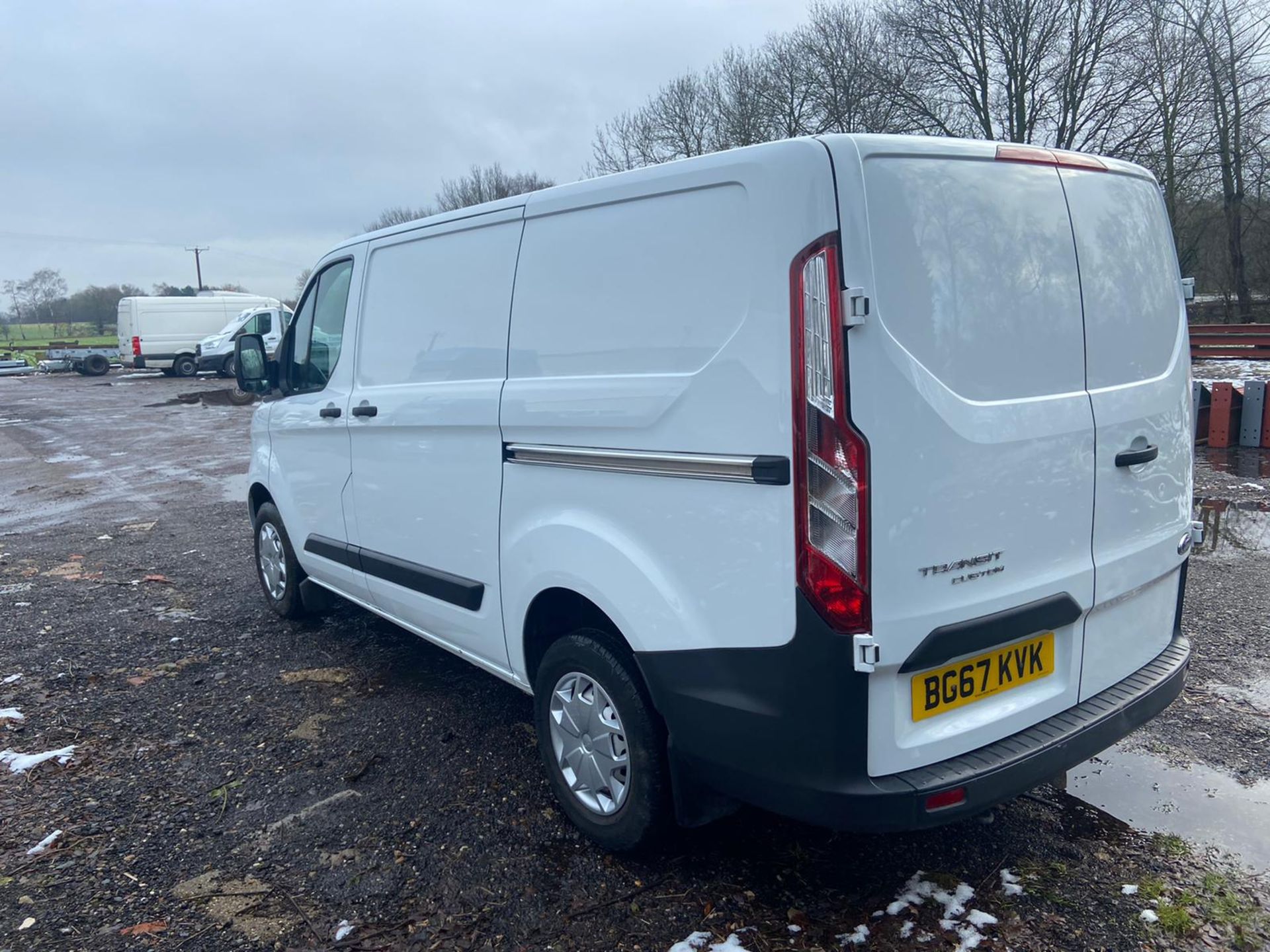 2017/67 REG FORD TRANSIT CUSTOM 290 2.0 DIESEL WHITE PANEL VAN, SHOWING 0 FORMER KEEPERS *PLUS VAT* - Image 5 of 12