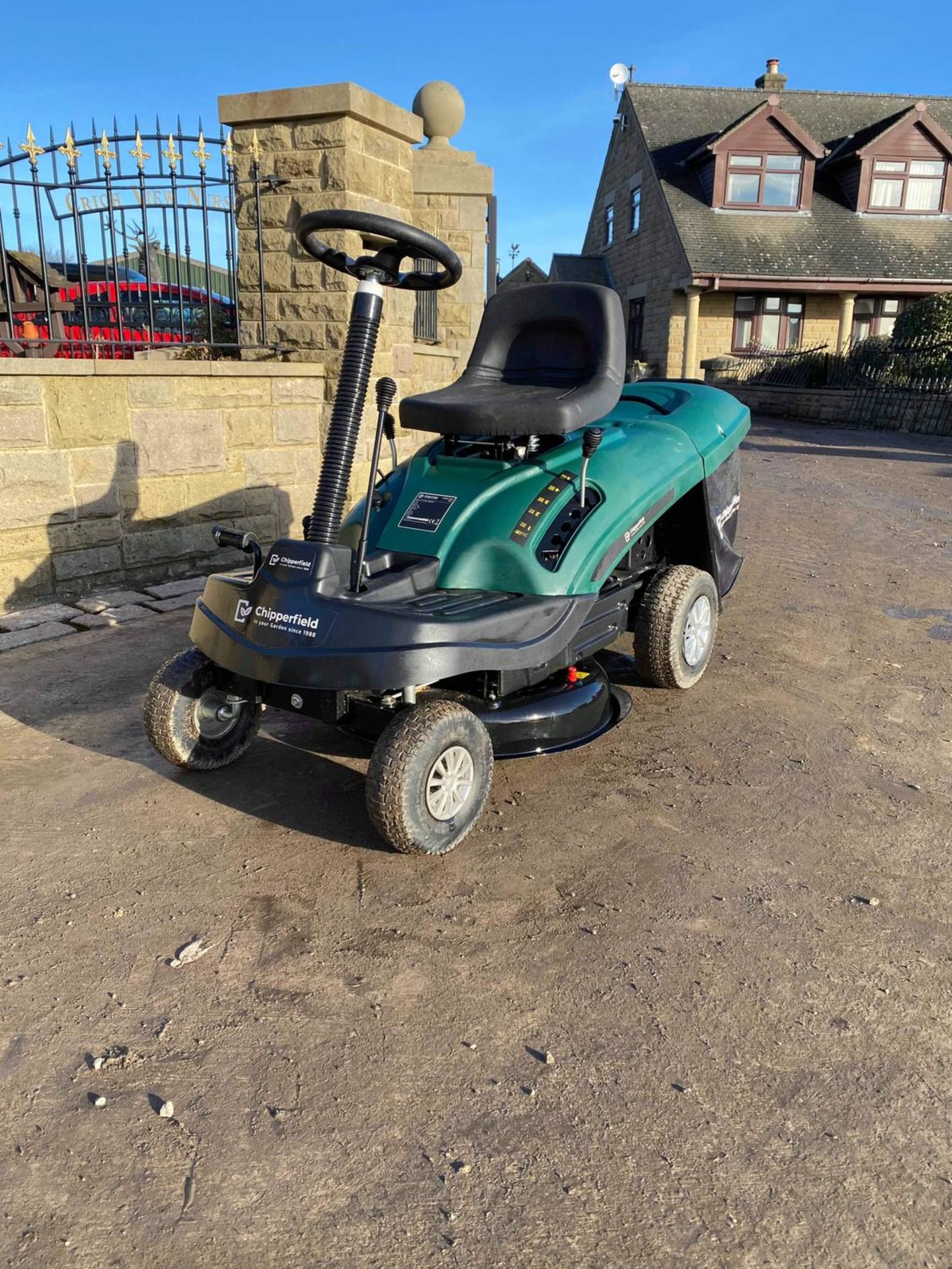 2020 CHIPPERFIELD C25-7 RIDE ON LAWN MOWER, RUNS, DRIVES AND CUTS, EX-DEMO CONDITION *NO VAT* - Image 5 of 7