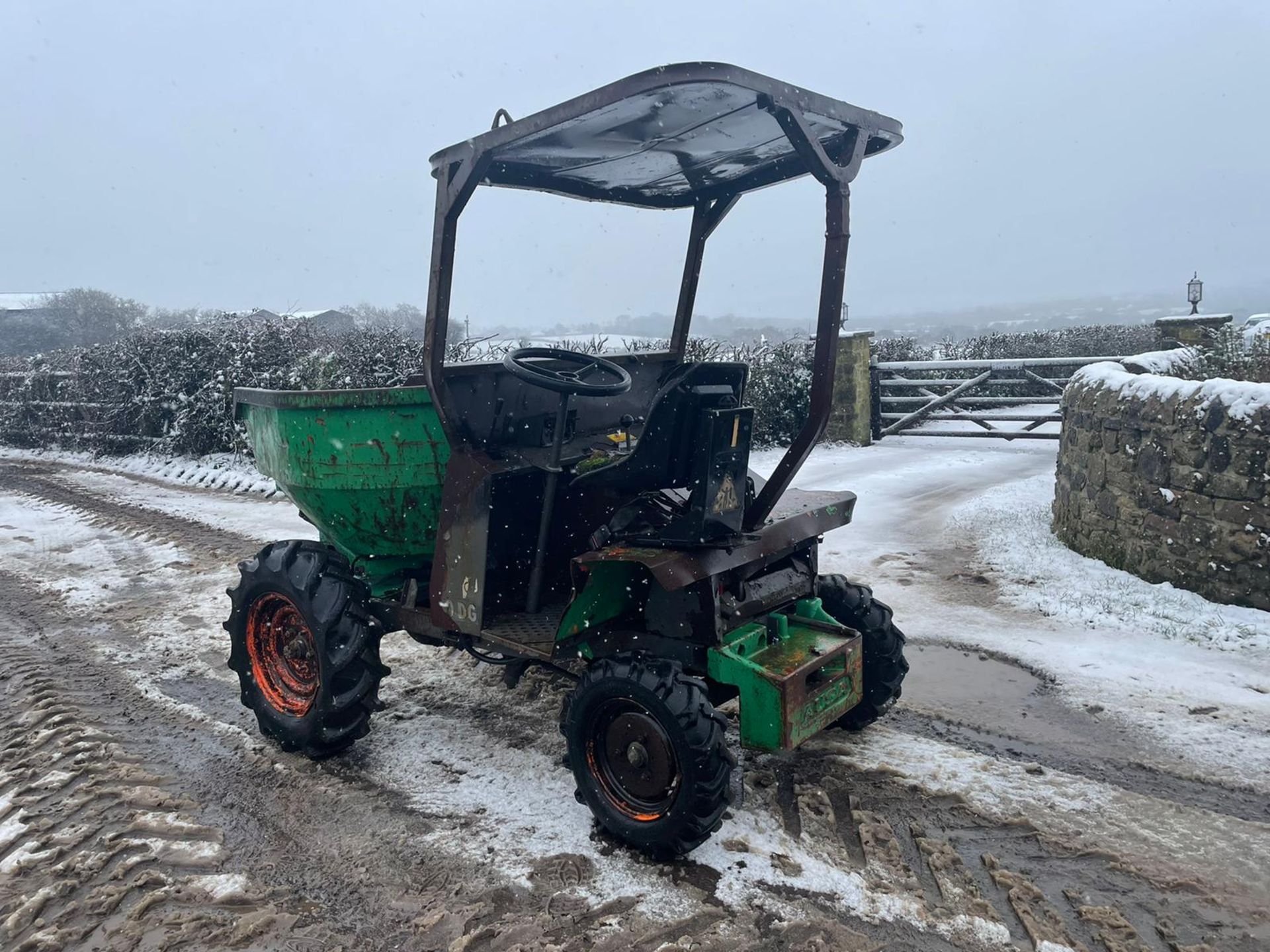 Ausa 150DG DumperBeen Stood For A Few Years Did Run Drive And Work Before 1.5 Ton Swivel Skip - Image 4 of 6