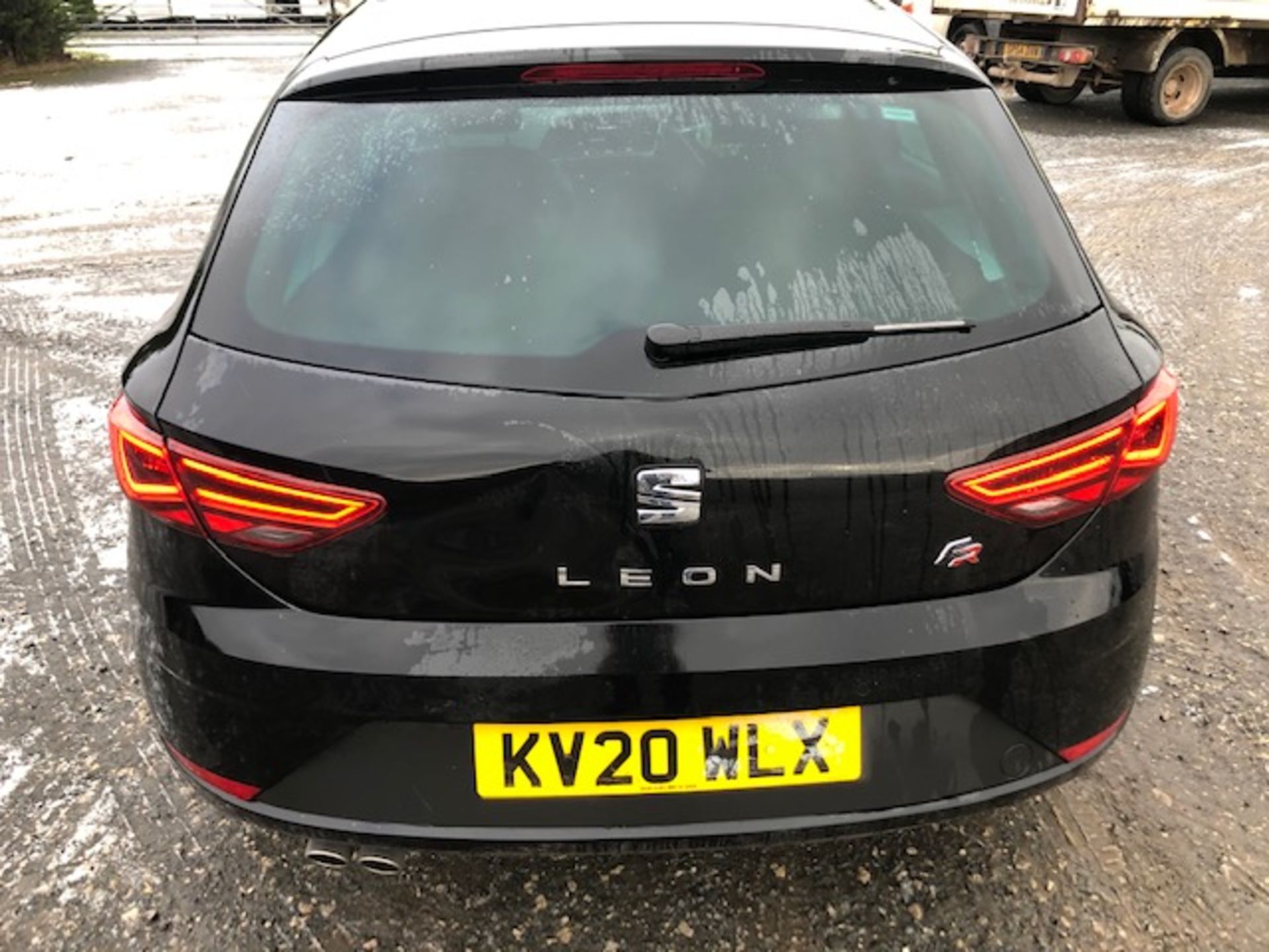 2020/20 REG SEAT LEON FR TSI EVO 1.5 PETROL BLACK 5 DOOR HATCHBACK, SHOWING 0 FORMER KEEPERS *NO VAT - Image 5 of 13