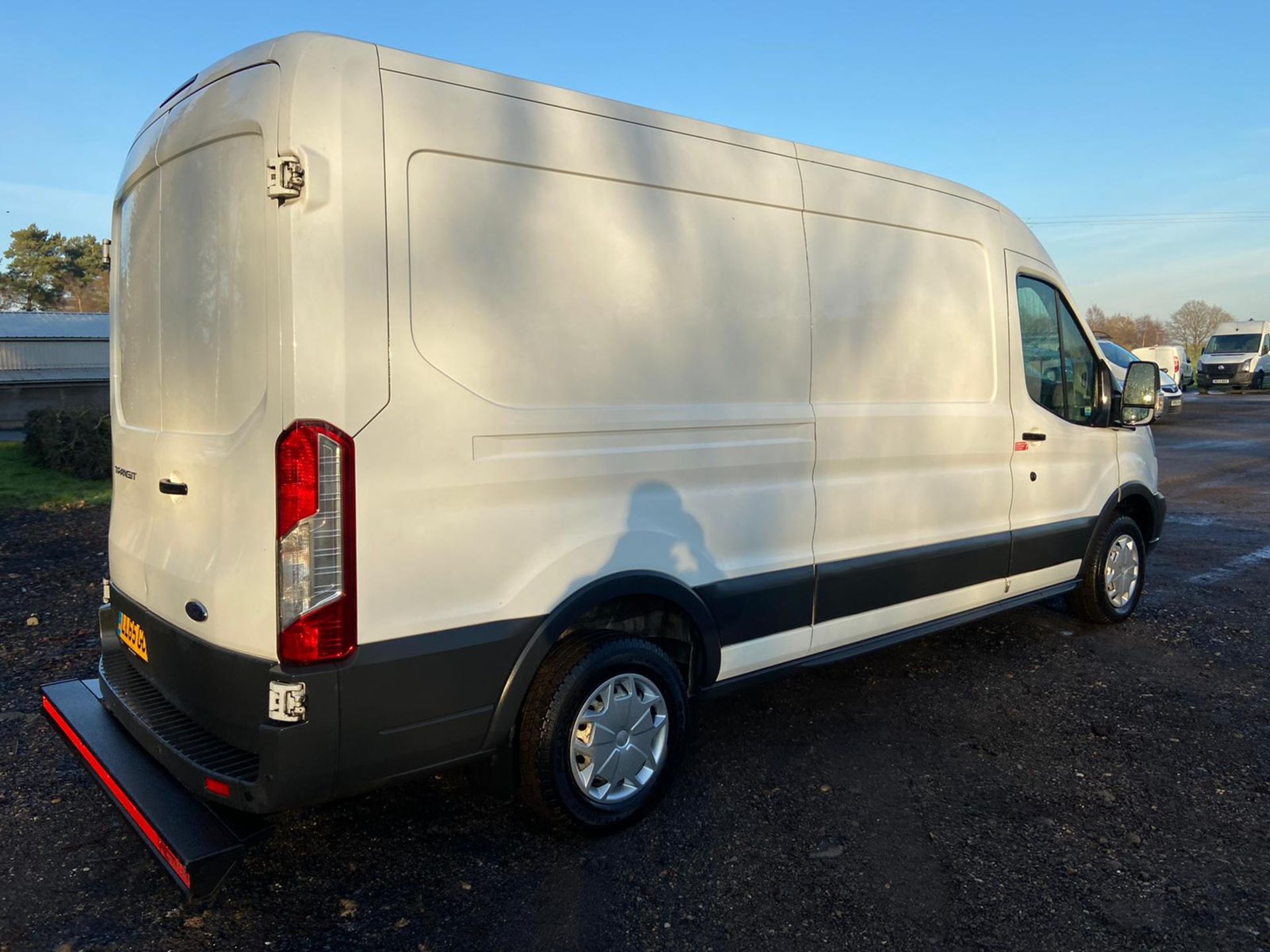 2016/65 REG FORD TRANSIT 310 2.2 DIESEL WHITE PANEL VAN, SHOWING 0 FORMER KEEPERS *PLUS VAT* - Image 8 of 14