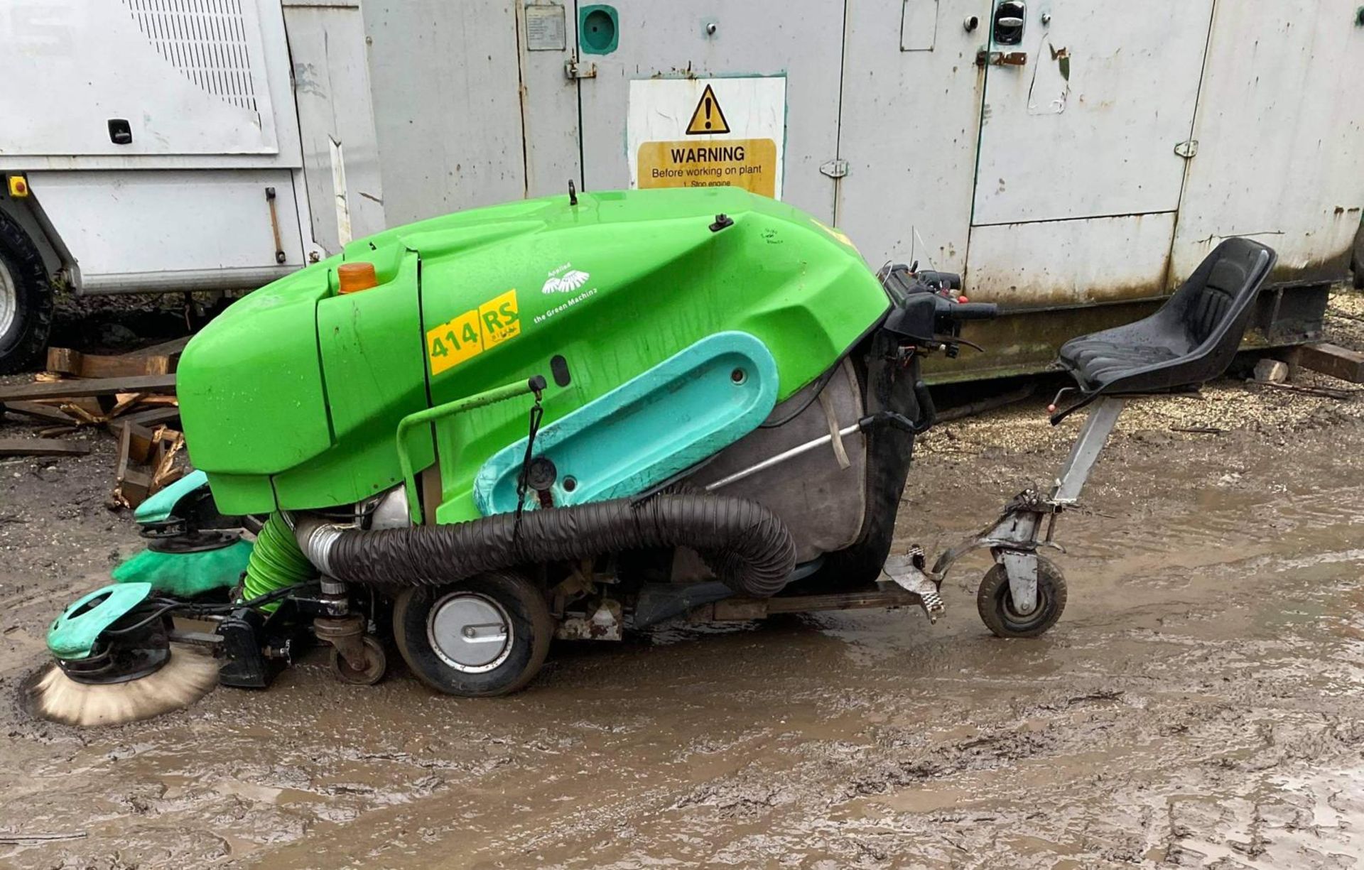GREEN MACHINE 414/RS RIDE ON SWEEPER, RUNS, DRIVES AND WORKS *PLUS VAT*