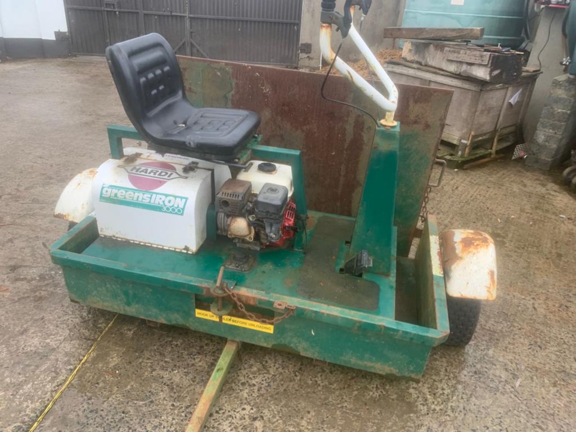 WOODS BAY GREENS IRON 3000 ROLLER, DELIVERY ANYWHERE UK £300 *PLUS VAT* - Image 3 of 8
