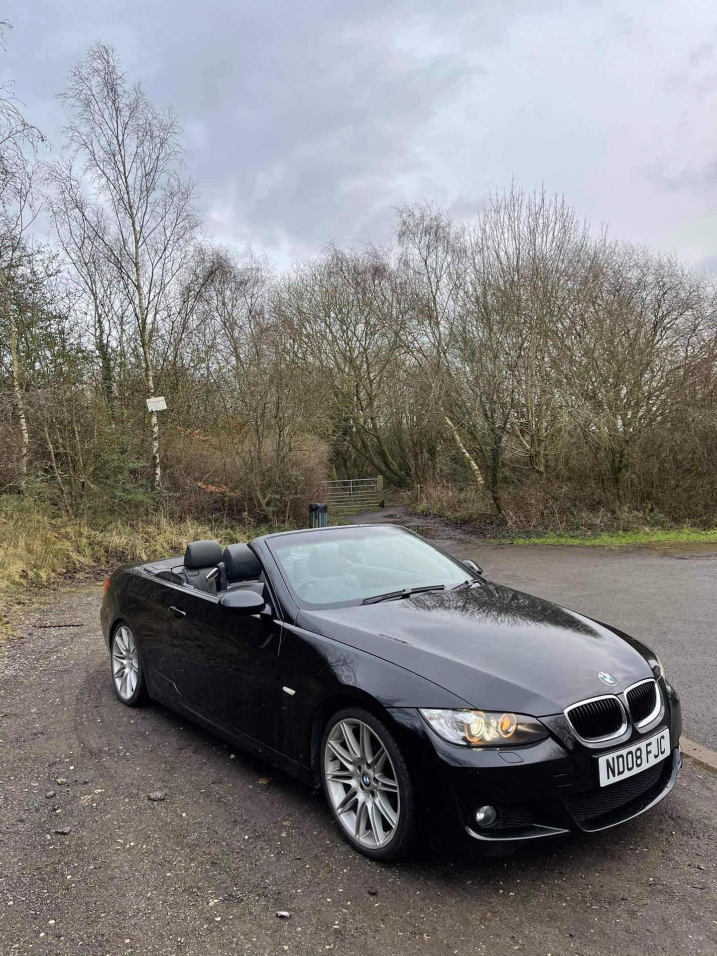 2008/08 REG BMW 320I M SPORT 2.0 PETROL BLACK CONVERTIBLE, SHOWING 3 FORMER KEEPERS *NO VAT* - Image 2 of 15