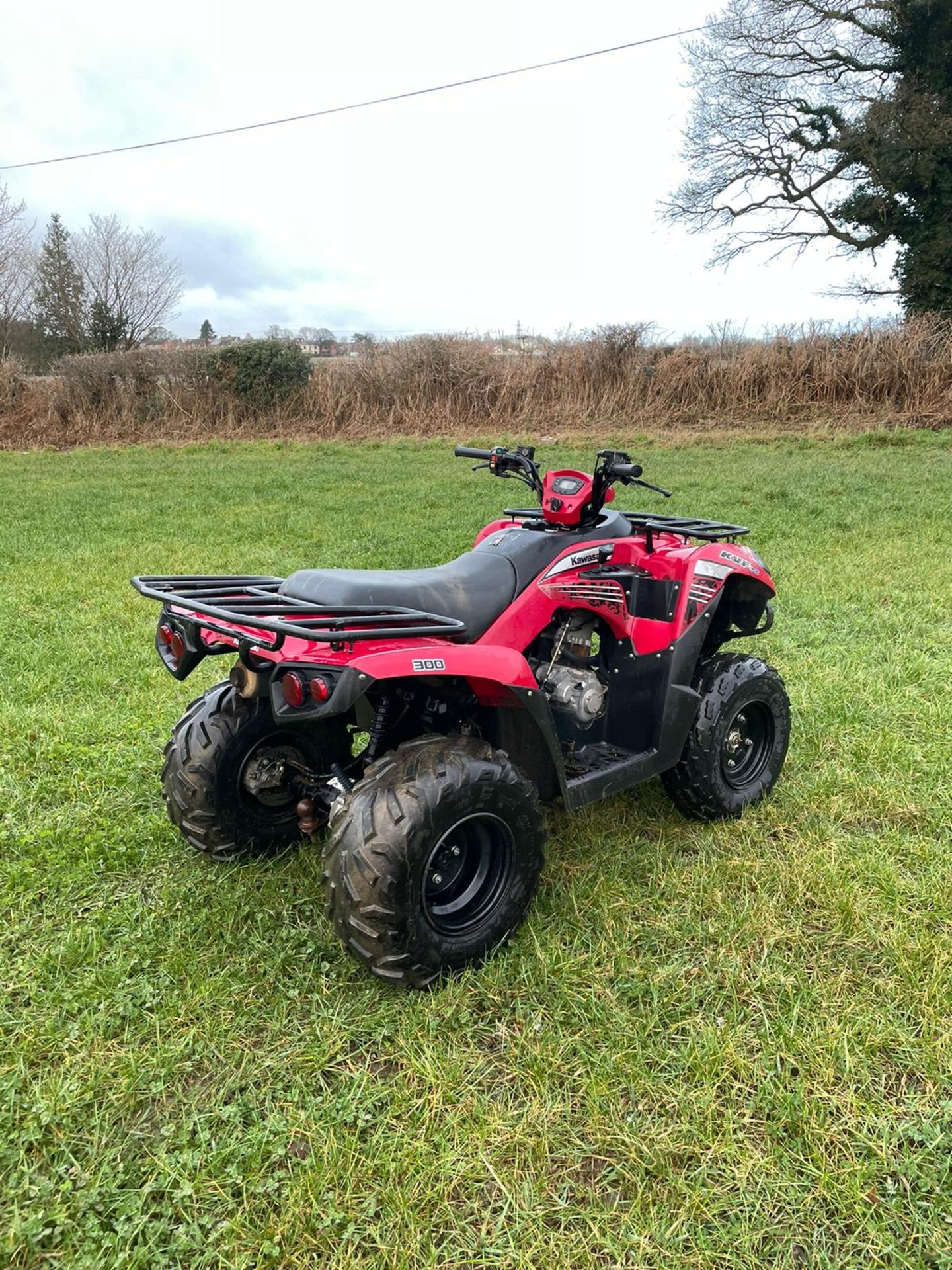 KAWASAKI FARM QUAD, REAR TOW BAR, FRONT LIGHTS, RUNS AND WORKS *NO VAT* - Image 4 of 5