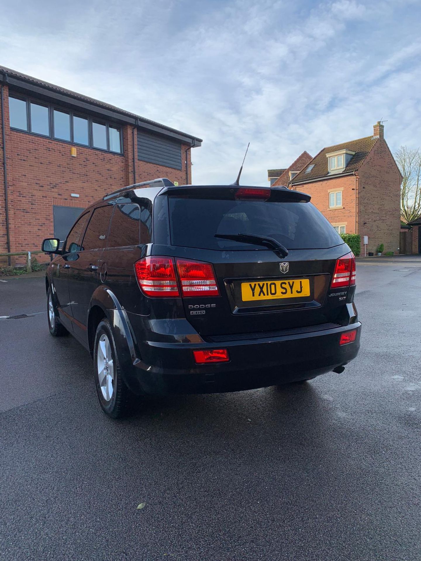 2010/10 REG DODGE JOURNEY SXT CRD 2.0 DIESEL BLACK MPV 7 SEAT, SHOWING 4 FORMER KEEPERS *NO VAT* - Image 4 of 17