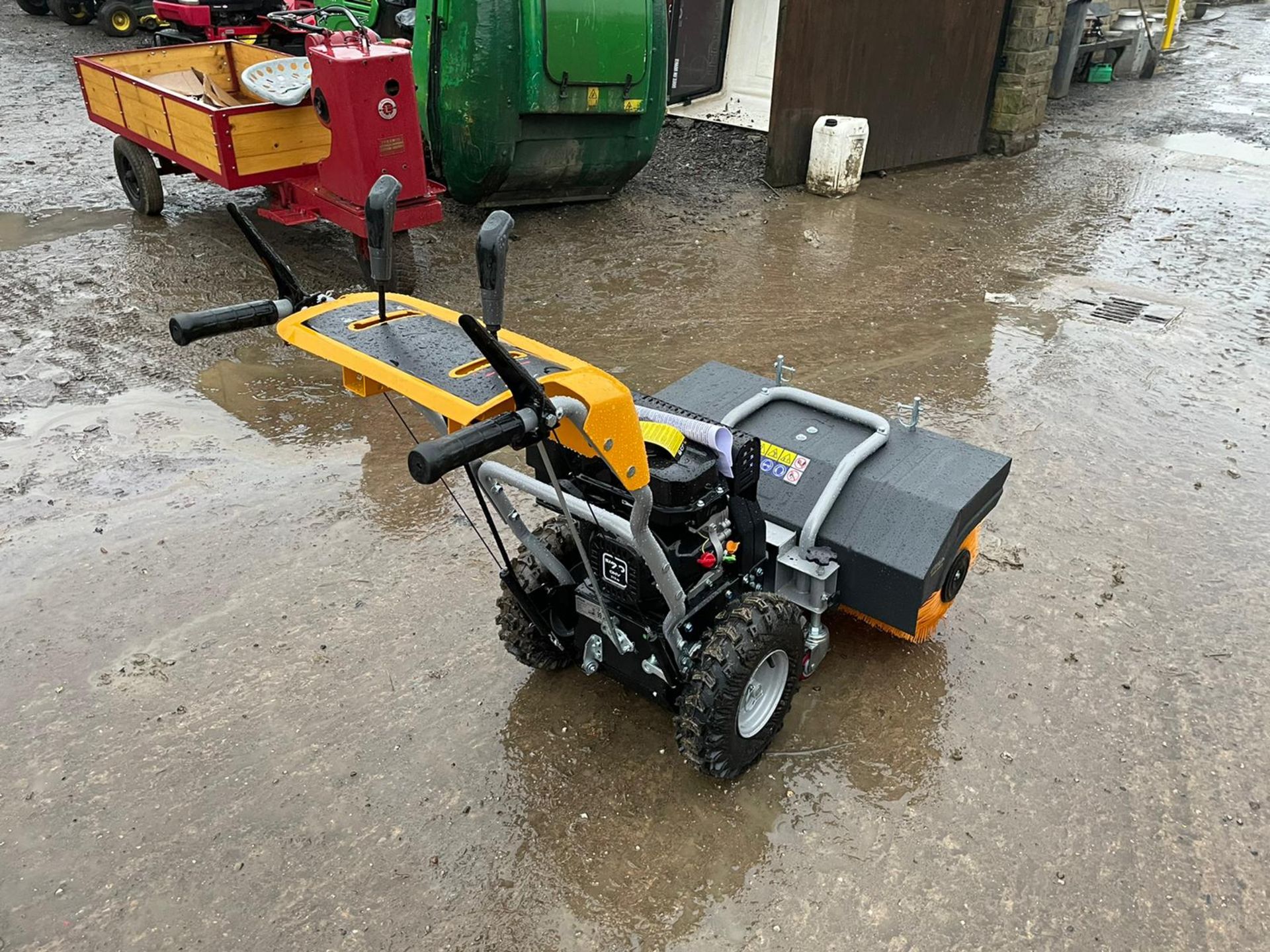 Brand New And Unused Stiga SWS800G Walk Behind Pedestrian Sweeper 3 Way Brush Self Propelled *NO VAT - Image 3 of 8