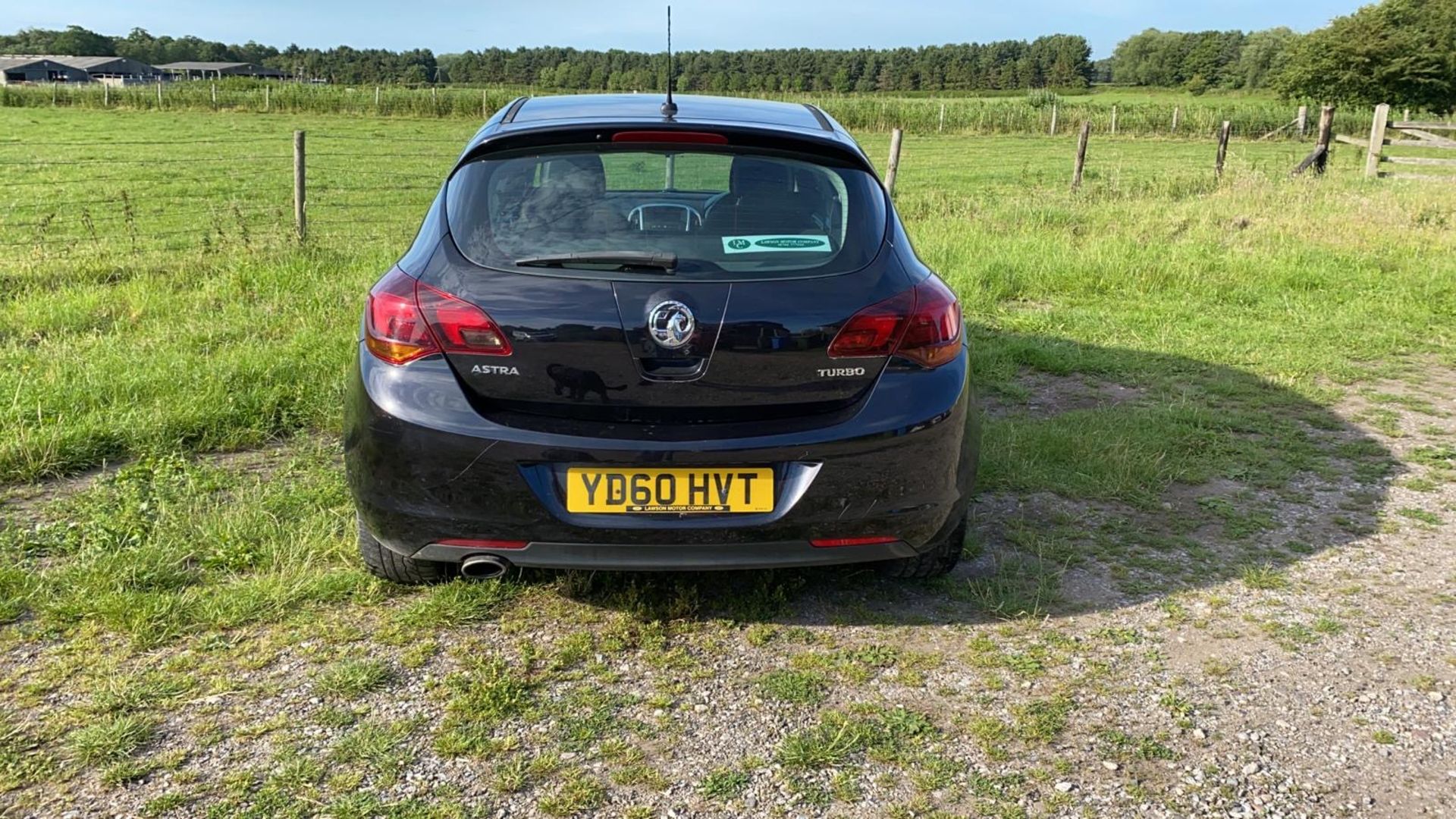 2010/60 REG VAUXHALL ASTRA SRI 1.4 PETROL BLACK 5DR HATCHBACK, SHOWING 0 FORMER KEEPERS *NO VAT* - Image 6 of 12