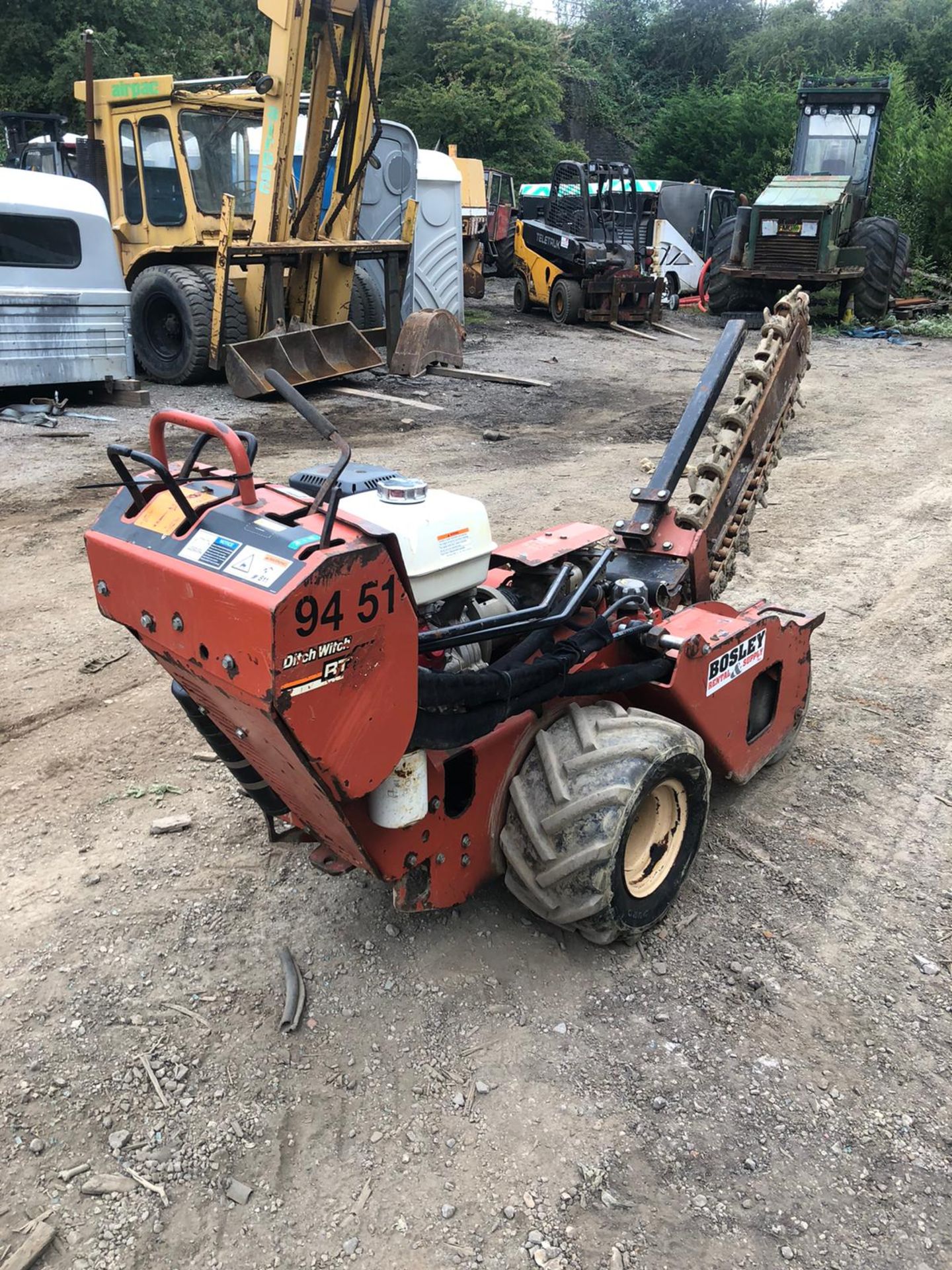 DITCH WITCH WALK BEHIND TRENCHER, RUNS, DRIVES AND DIGS *PLUS VAT* - Image 2 of 4