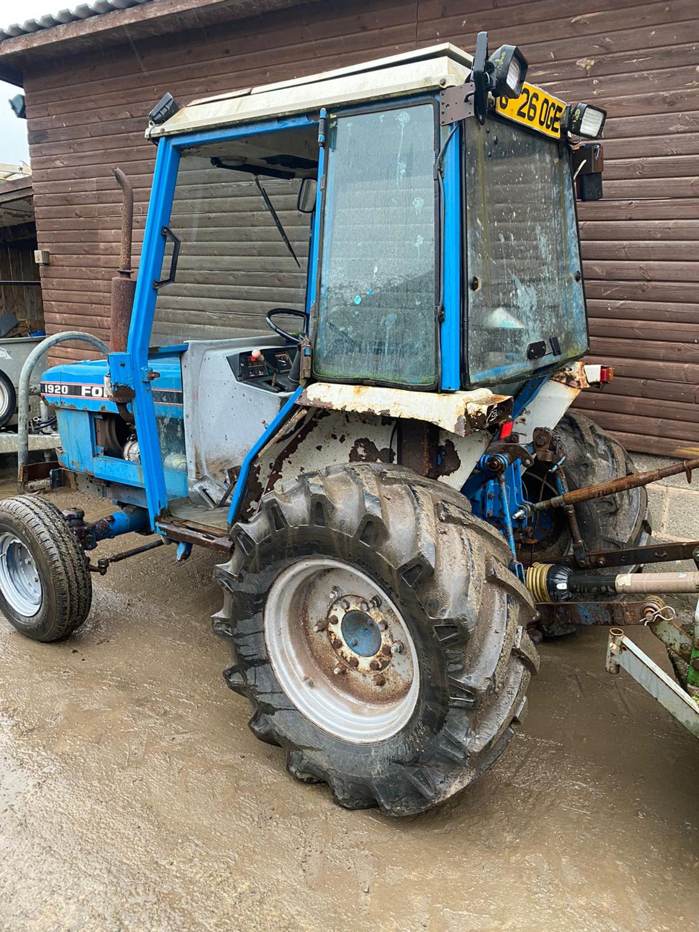 FORD 1920 4WD COMPACT TRACTOR, ROAD REGISTERED, STARTS FIRST TURN OF THE KEY *PLUS VAT* - Image 5 of 7