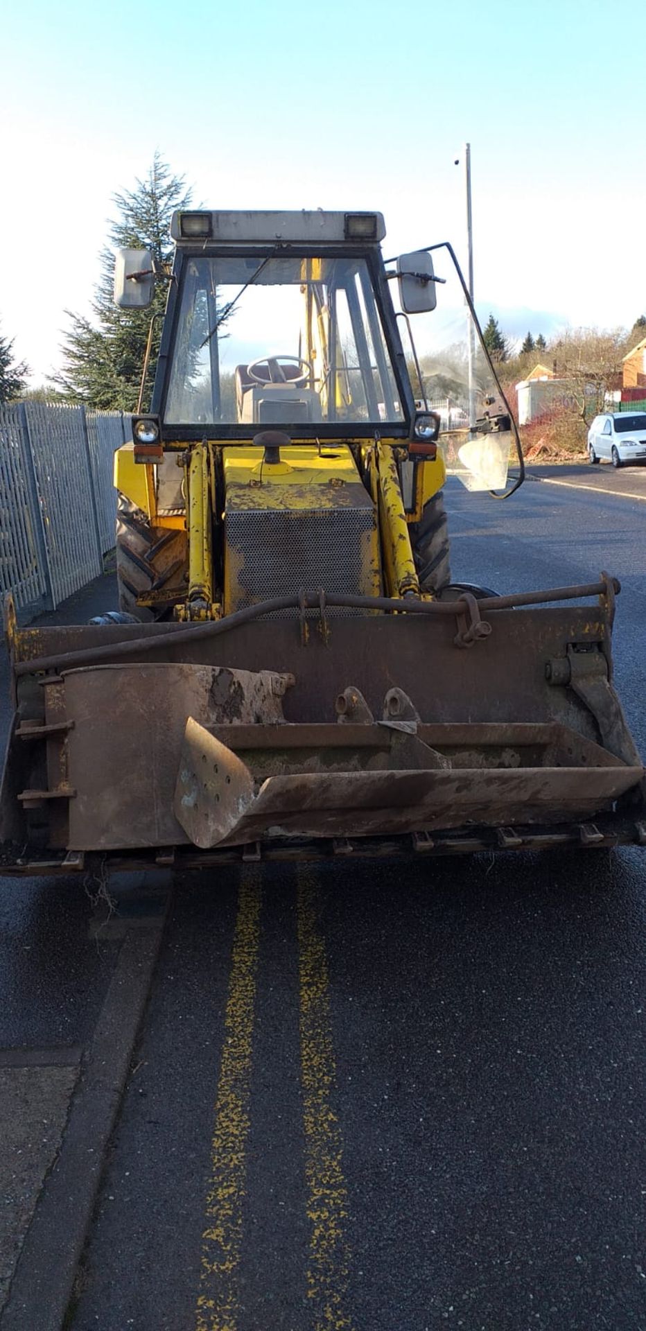 JCB 3CX SITE MASTER EXTRA DIG 1983 3 X BUCKETS AS SHOWN - 4 IN 1 FRONT LOADING BUCKET, GOOD CAB - Image 2 of 18