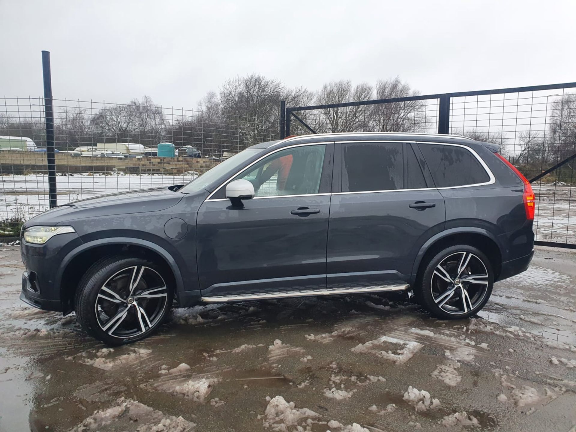 2018 VOLVO XC90 T8 R-DESIGN TWIN ENGINE AWD, 29,197 MILES, 360 CAMERAS, *NO VAT* - Image 3 of 27