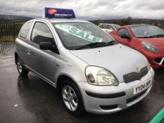 2004/04 REG TOYOTA YARIS T3 D-4D 1.4 DIESEL SILVER 3DR HATCHBACK, SHOWING 1 FORMER KEEPER *NO VAT*