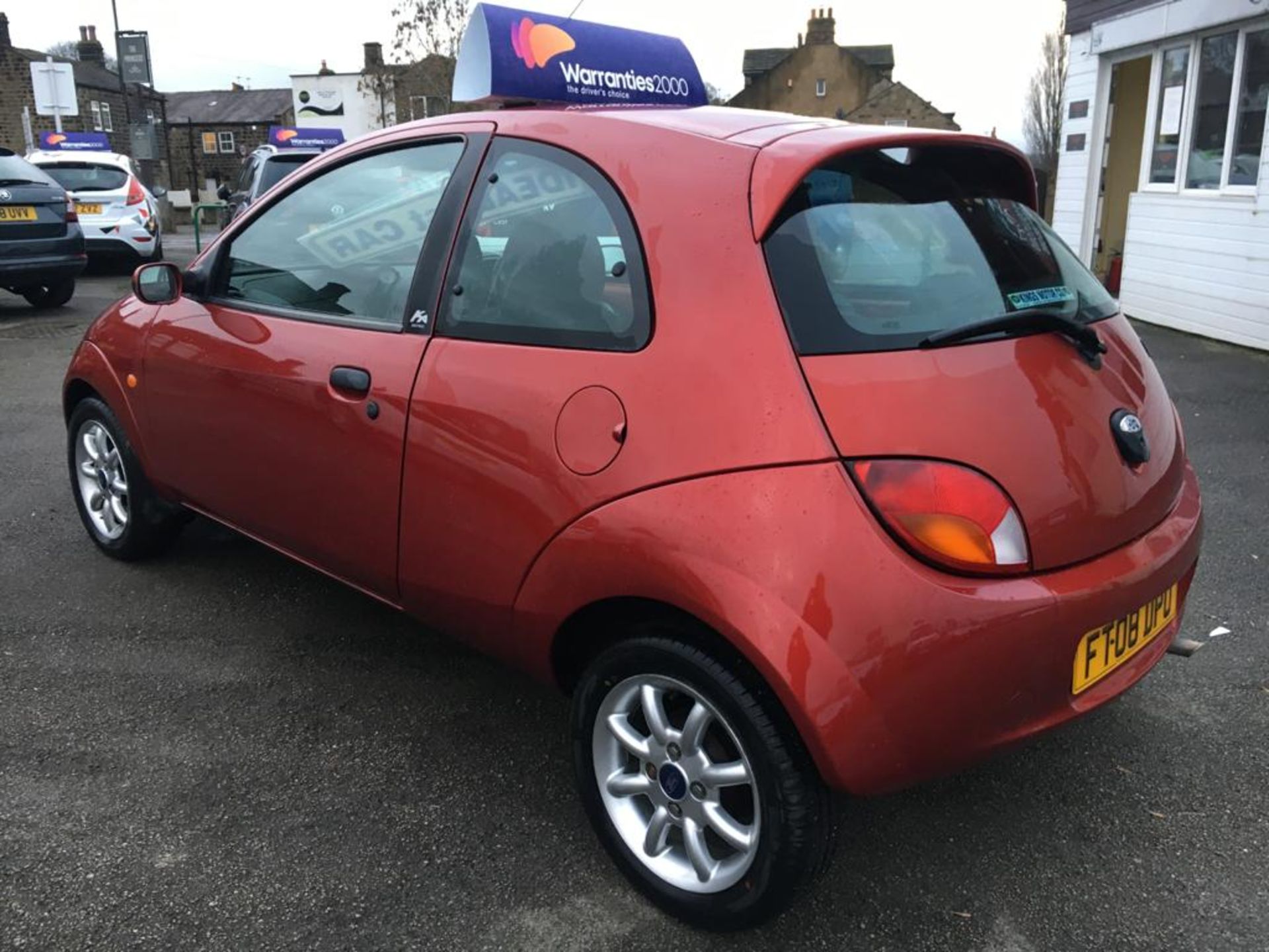 2008/08 REG FORD KA ZETEC CLIMATE 1.3 PETROL RED 3 DOOR HATCHBACK *NO VAT* - Image 3 of 10