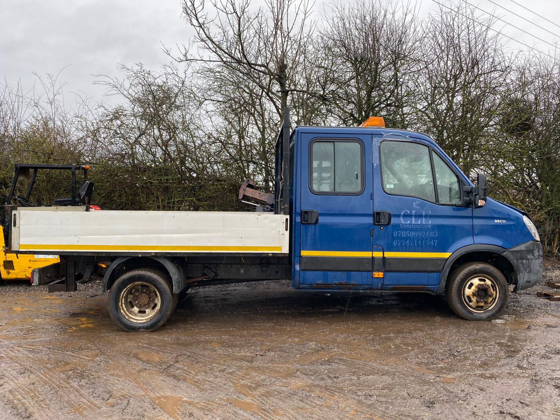 2010/60 REG IVECO DAILY 35C11 LWB 2.3 DIESEL BLUE TIPPER, SHOWING 1 FORMER KEEPER *PLUS VAT* - Image 5 of 6