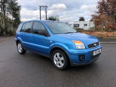 2010/10 REG FORD FUSION ZETEC 1.4 PETROL BLUE 5 DOOR HATCHBACK, SHOWING 4 FORMER KEEPERS *NO VAT*