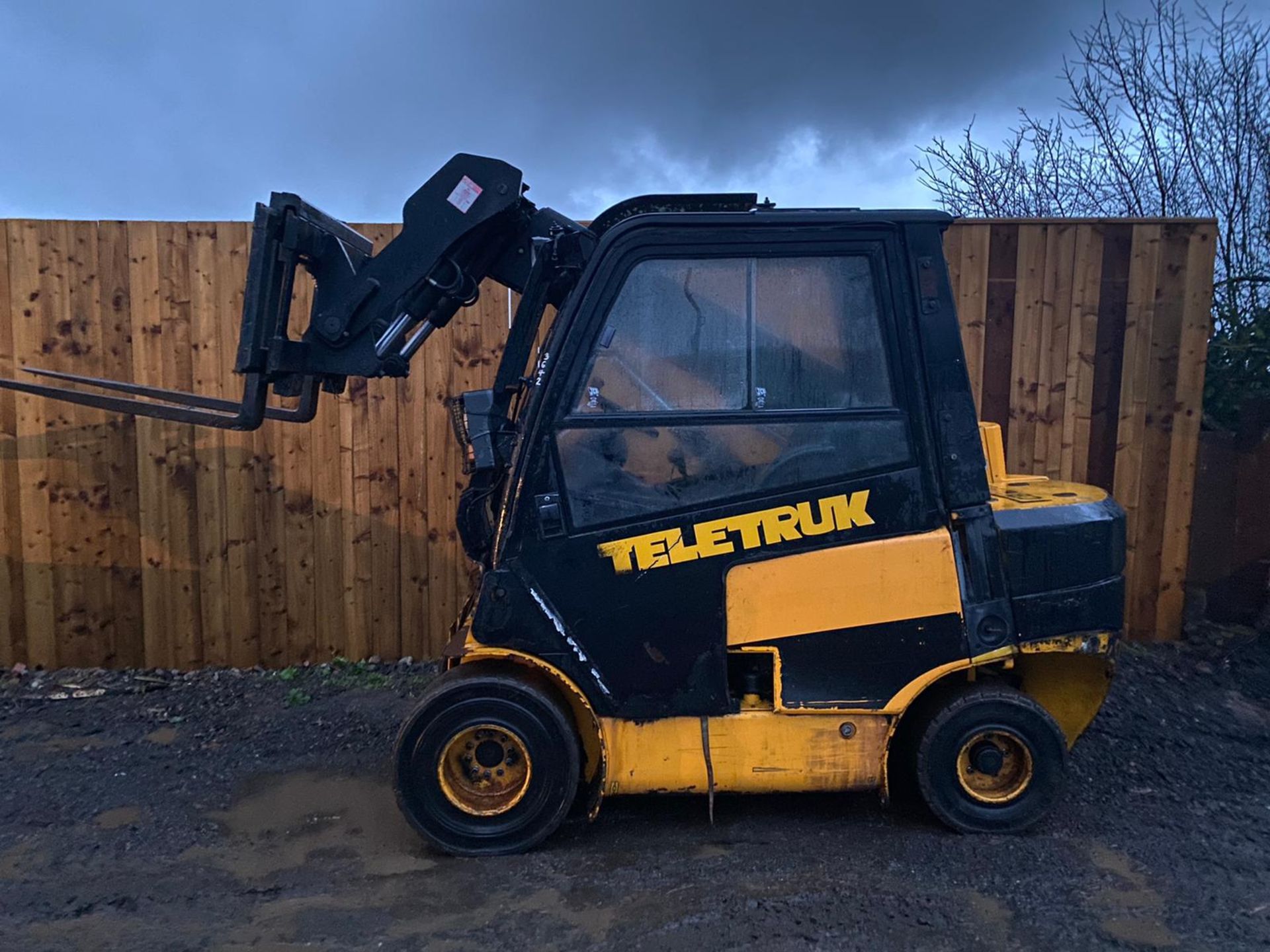 JCB TLT30D TELEHANDLER TELETRUK, STARTS FIRST TIME RUNS, DRIVES AND WORKS WELL *PLUS VAT*