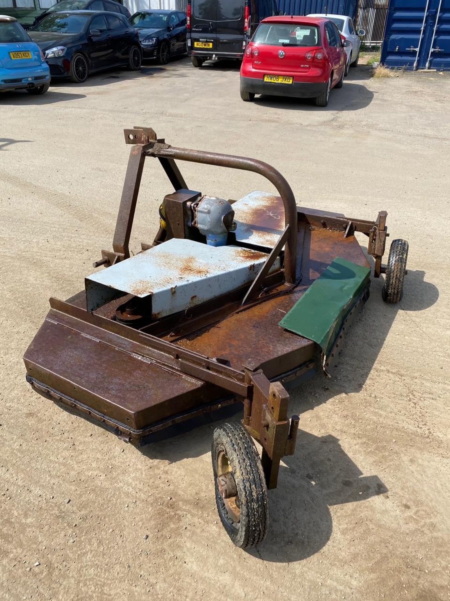 6FT TOPPER TO SUIT TRACTOR, NEW BELTS 18 MONTHS AGO, SCRUFFY LOOKING CONDITION BUT WORKING ORDER - Image 2 of 5