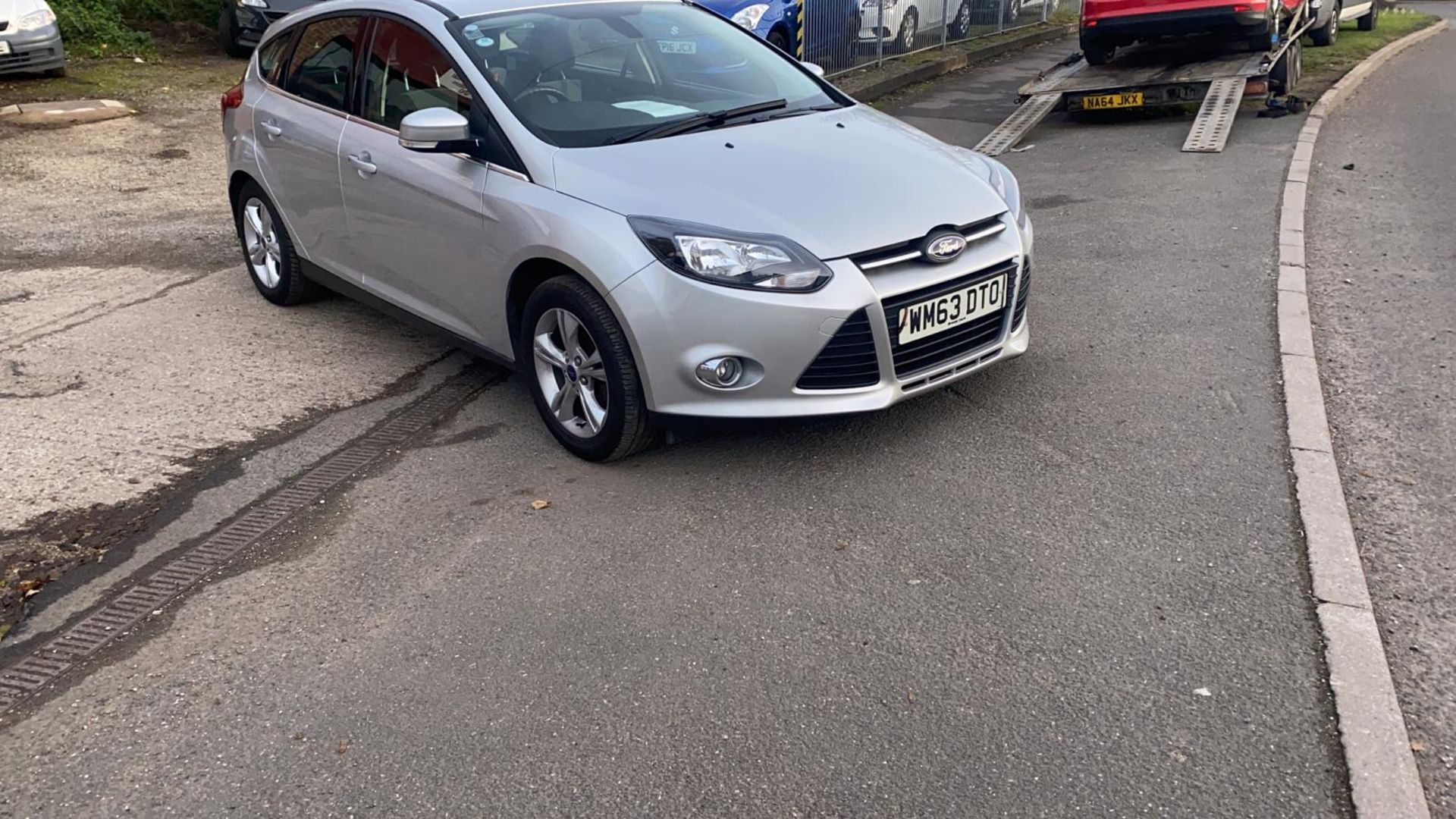 2013/63 REG FORD FOCUS ZETEC TURBO 998CC PETROL 5DR HATCHBACK, SHOWING 2 FORMER KEEPERS *NO VAT*