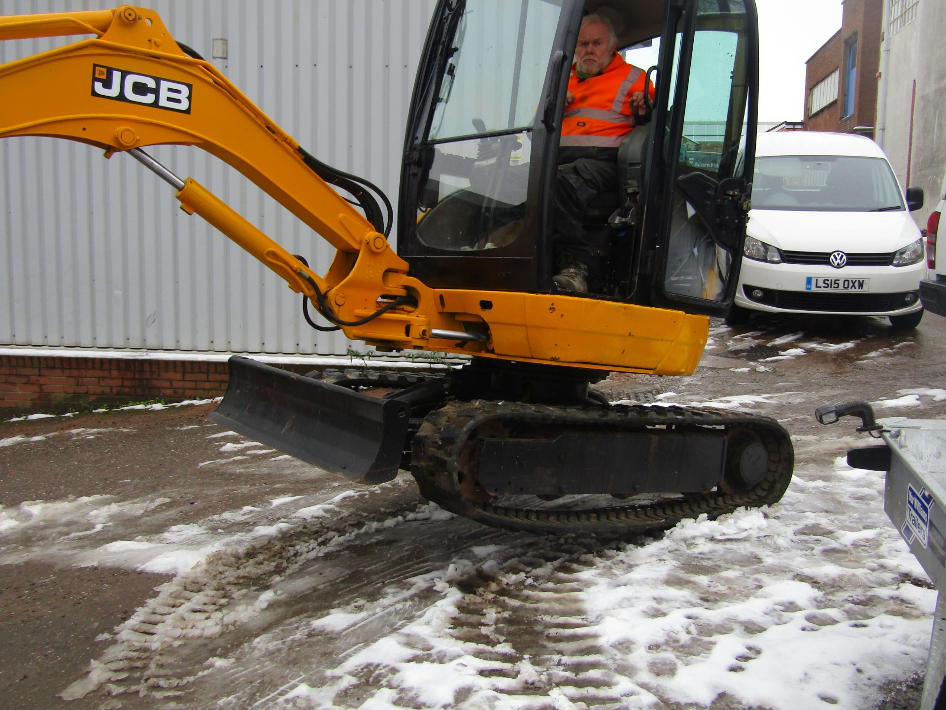 JCB 8025 TRACKED DIGGER / EXCAVATOR, SERIAL NUMBER 1226529, ZERO TAIL SWING, YEAR 2008 *PLUS VAT* - Image 3 of 10