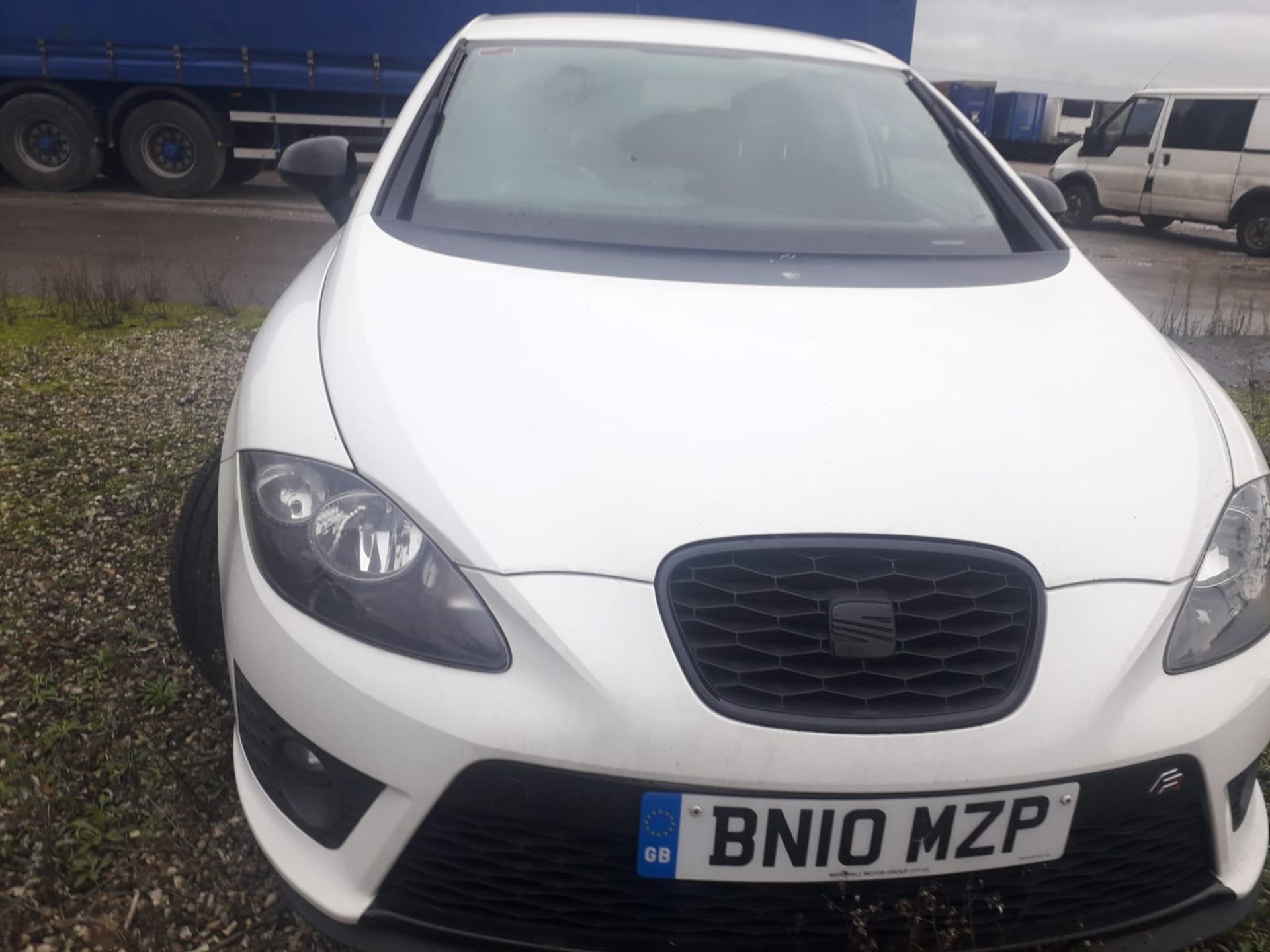 2010/10 REG SEAT LEON FR CR TDI 2.0 DIESEL WHITE 5DR HATCHBACK, SHOWING 2 FORMER KEEPERS *NO VAT* - Image 3 of 12