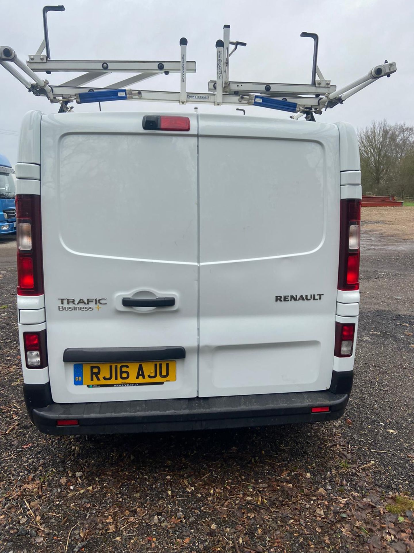 2016/16 REG RENAULT TRAFIC LL29 BUSINESS+ NRG DCI 1.6 DIESEL PANEL VAN, SHOWING 0 FORMER KEEPERS - Image 5 of 11