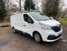 2016/16 REG RENAULT TRAFIC LL29 BUSINESS+ NRG DCI 1.6 DIESEL PANEL VAN, SHOWING 0 FORMER KEEPERS