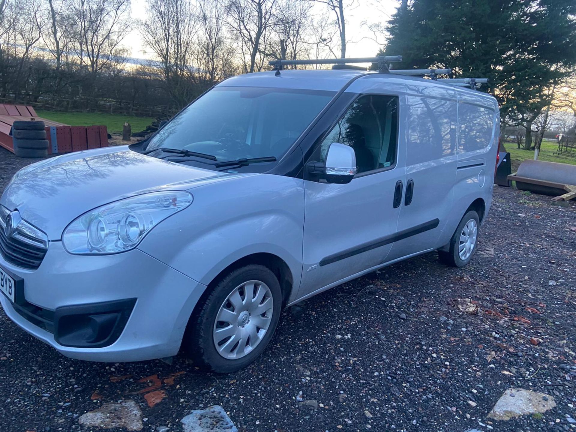 2017/17 REG VAUXHALL COMBO 2300 SPORT CDTI ECO 1.25 DIESEL PANEL VAN, SHOWING 0 FORMER KEEPERS - Image 3 of 11