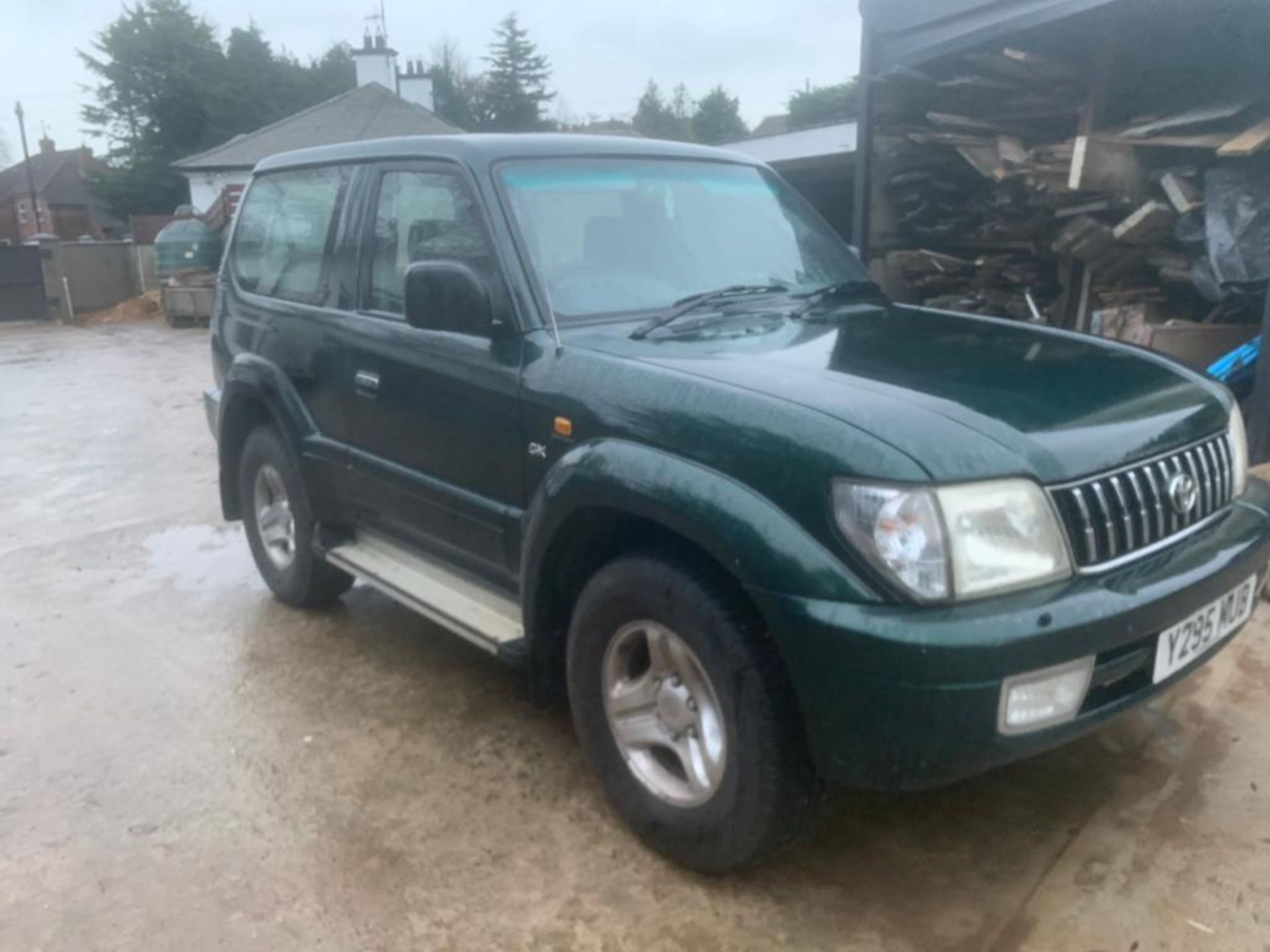 2001/Y REG TOYOTA LANDCRUISER COLARADO GX 3.0 DIESEL GREEN, SHOWING 4 FORMER KEEPERS *NO VAT*