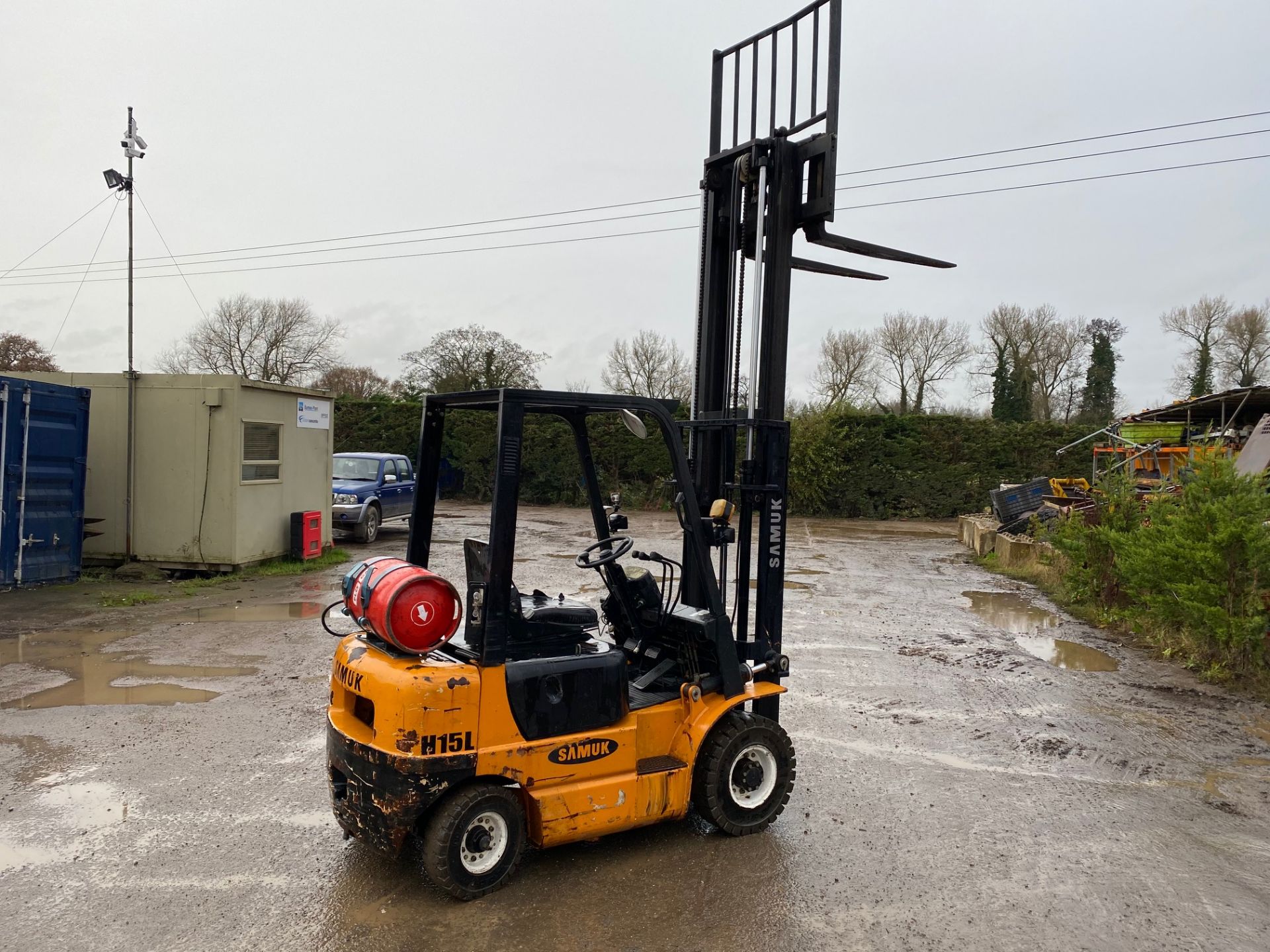 Samuk gas forklift, side shift, nearly new tyres all round, runs lovely *PLUS VAT* - Image 5 of 6