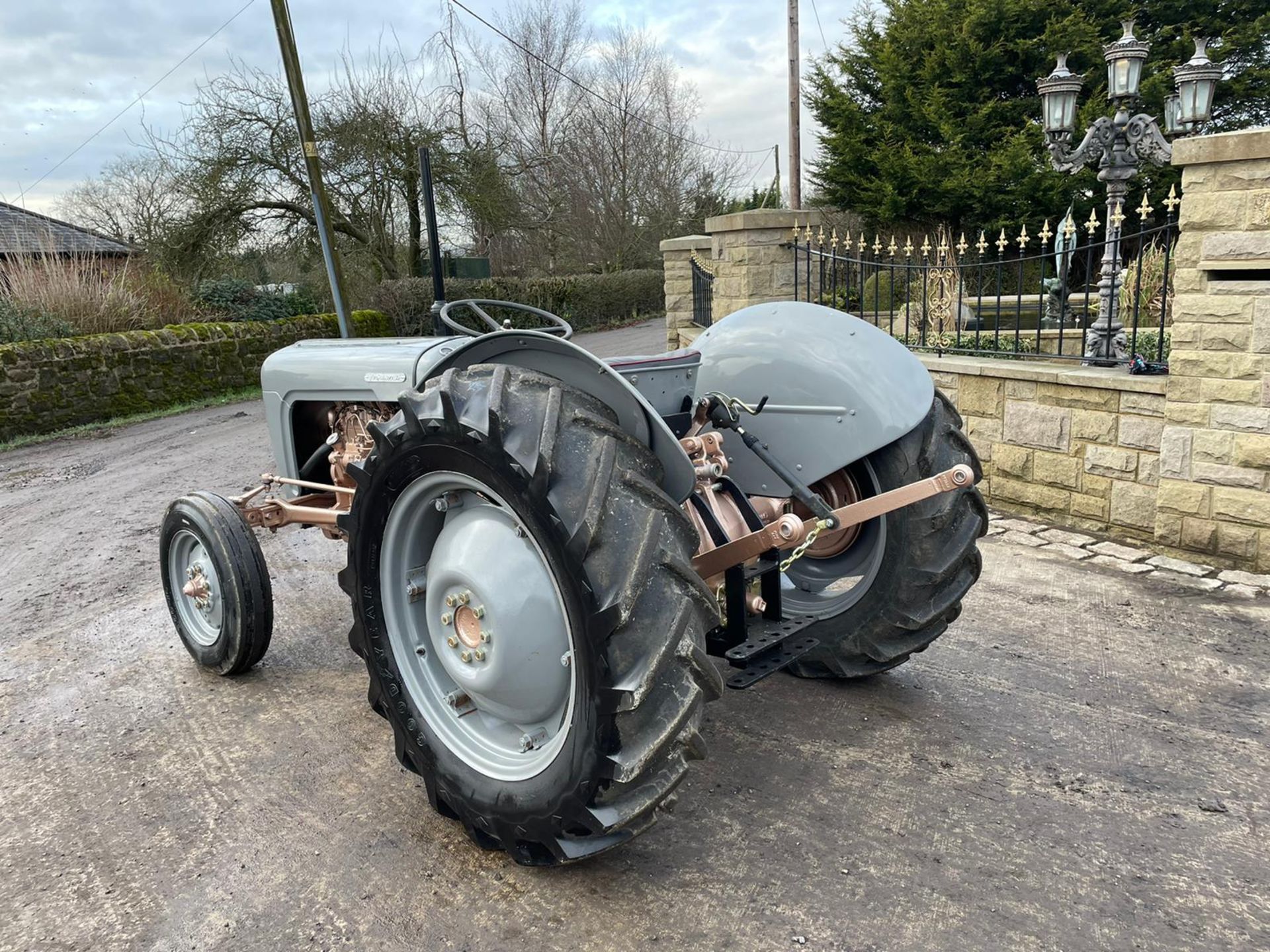 MASSEY FERGUSON 35 COMPACT TRACTOR, GREAT CONDITION, RUNS AND DRIVES *PLUS VAT* - Image 7 of 11