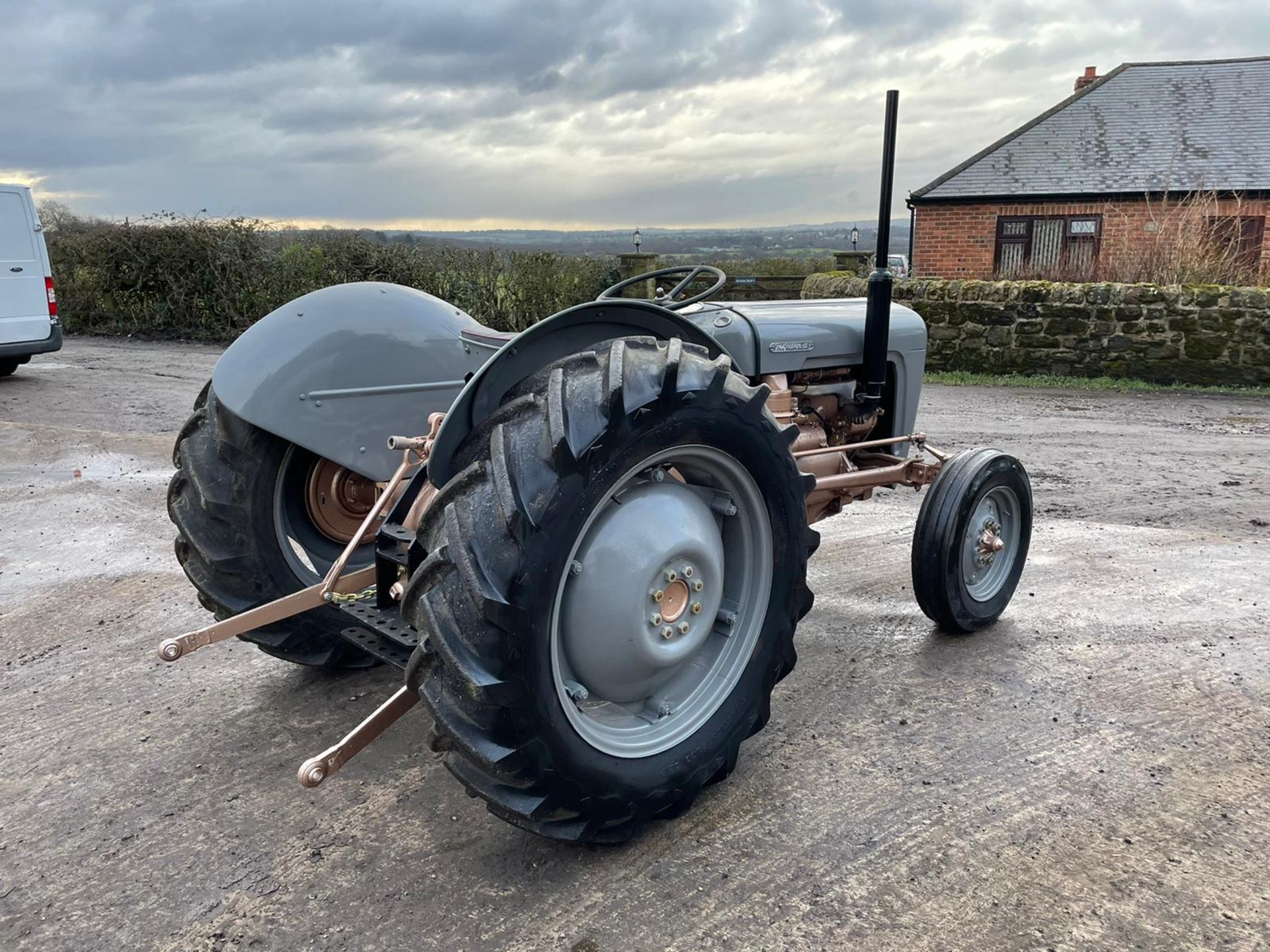 MASSEY FERGUSON 35 COMPACT TRACTOR, GREAT CONDITION, RUNS AND DRIVES *PLUS VAT* - Image 8 of 11