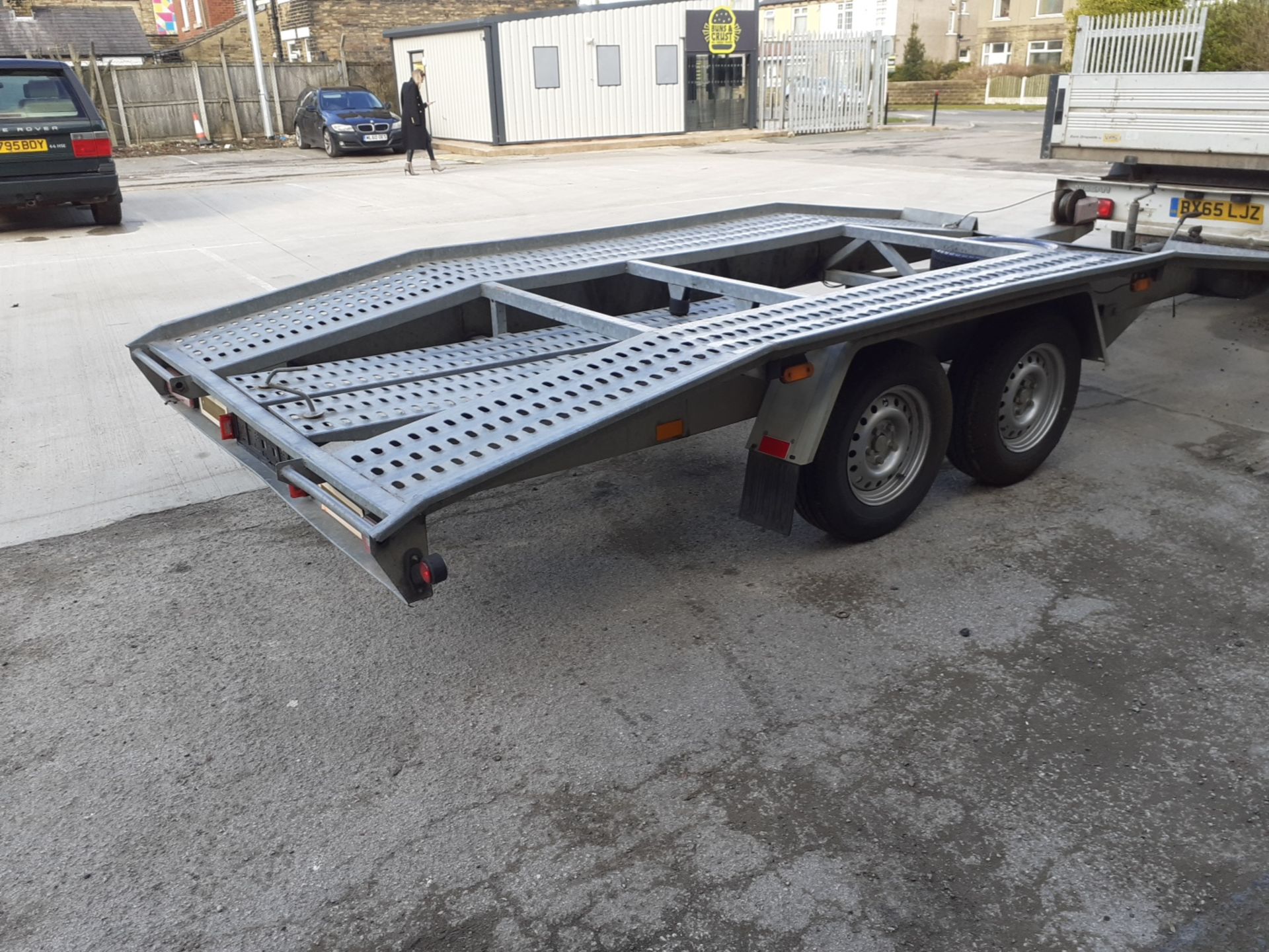 2017 TWIN AXLE CAR TRANSPORTER TRAILER *NO VAT* - Image 2 of 9