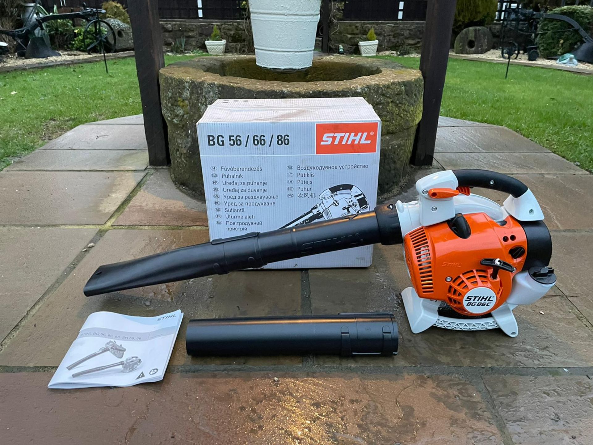 BRAND NEW AND UNUSED STIHL BG86C-E LEAF BLOWER (BOXED) C/W PIPES AND MANUAL *NO VAT* - Image 7 of 7