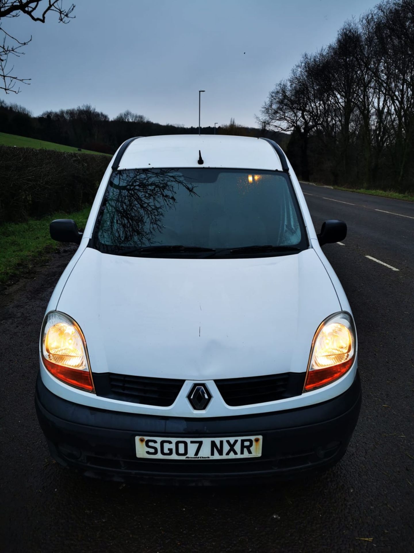 2007/07 REG RENAULT KANGOO SL17 DCI 70 1.5 DIESEL WHITE VAN, SHOWING 5 FORMER KEEPERS *NO VAT* - Image 2 of 17