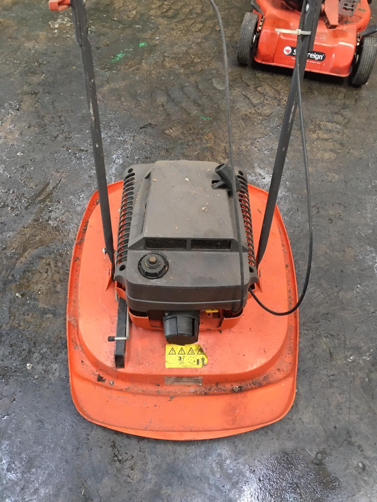 CASTLEGARDEN NG 464 TR 30KG 2002 MOWER & FLYMO L470 50.5CM 15 KG BOTH UNTESTED *NO VAT* - Image 2 of 10